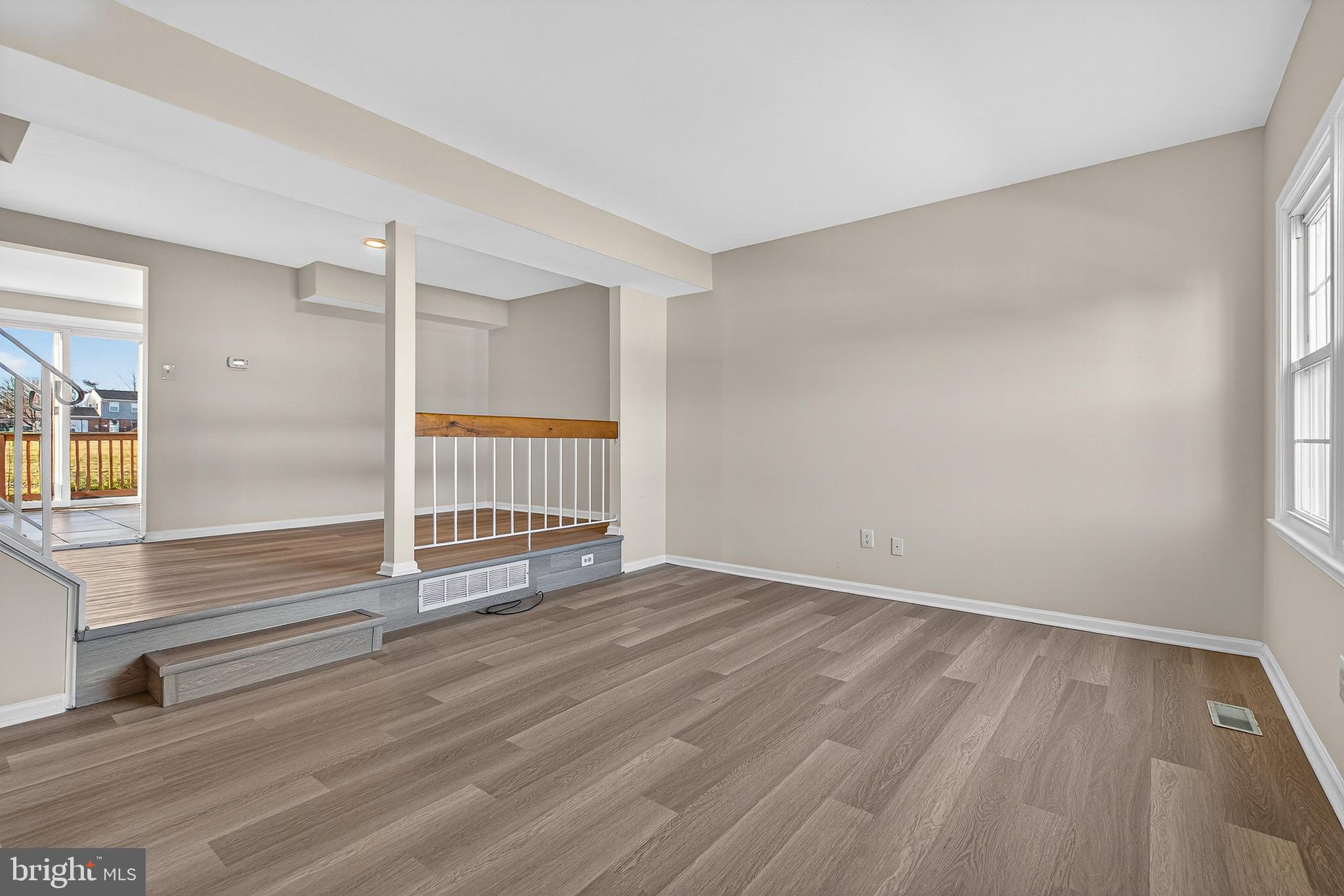 KINGS COURT - Residential