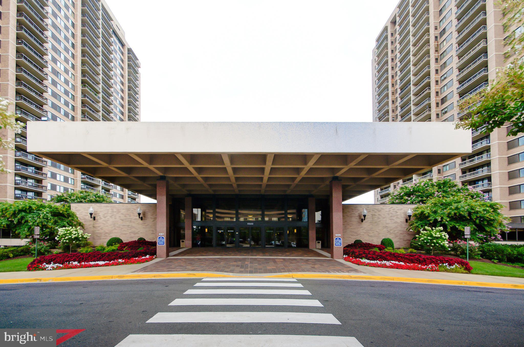 SKYLINE PLAZA - Residential