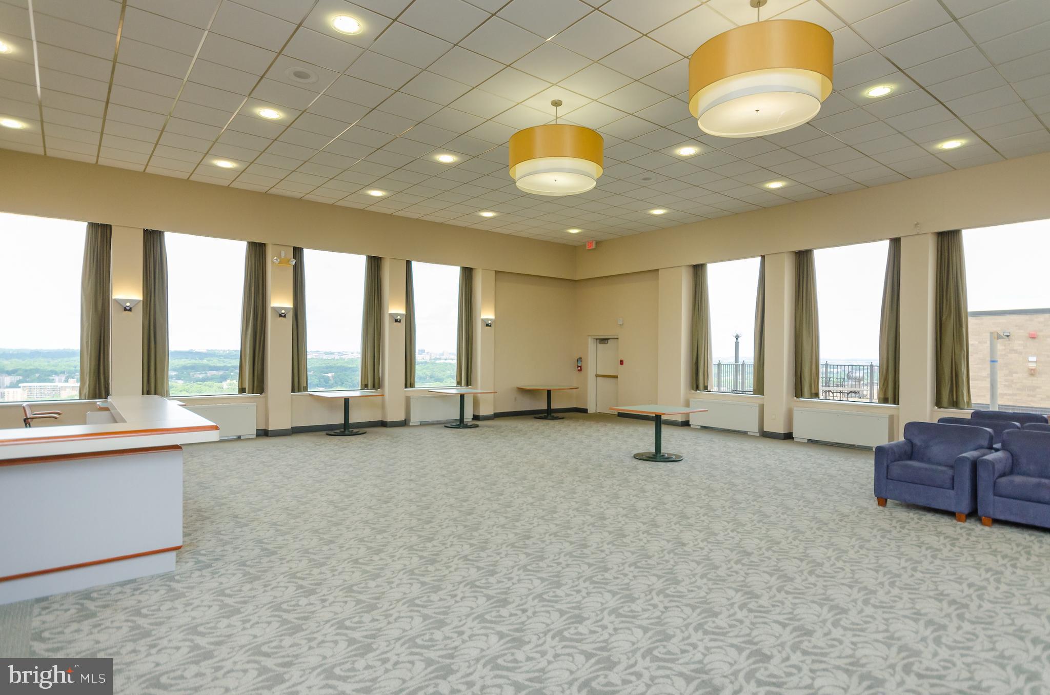 SKYLINE PLAZA - Residential