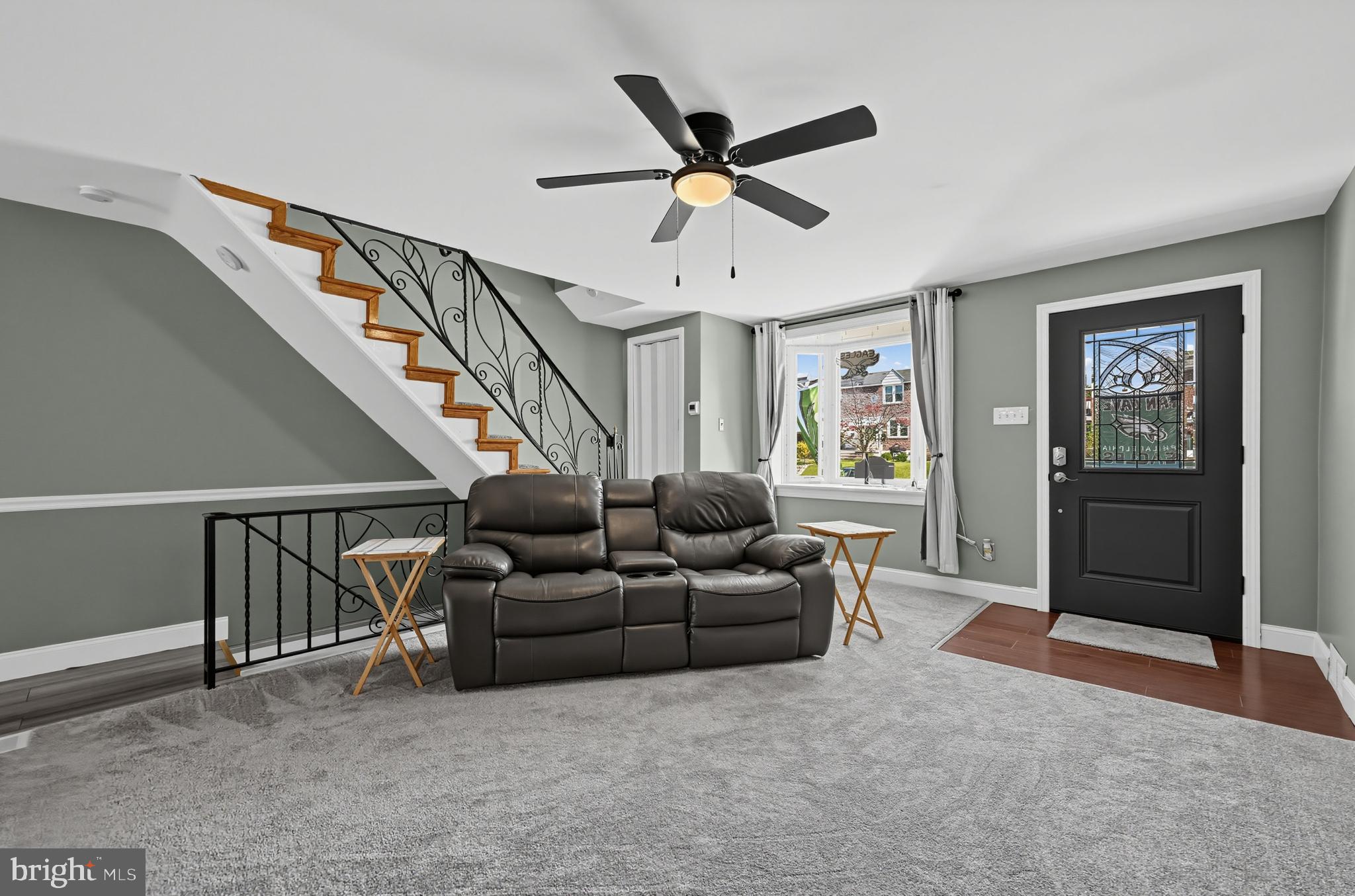 804 HILLCREST DRIVE