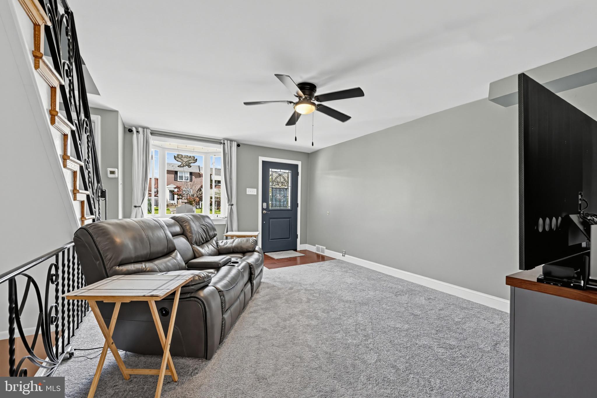 804 HILLCREST DRIVE
