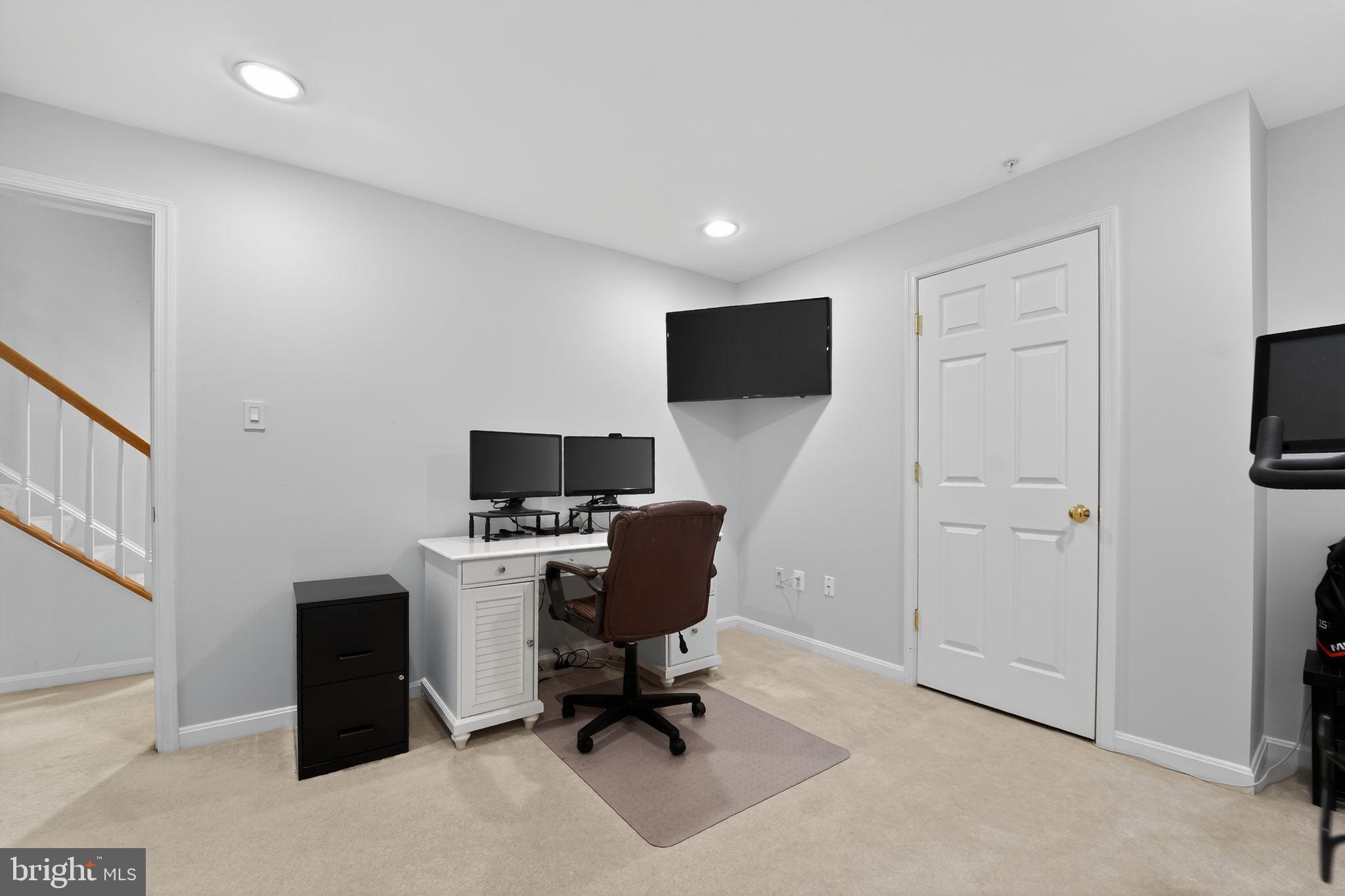 CHAPEL GROVE - Residential