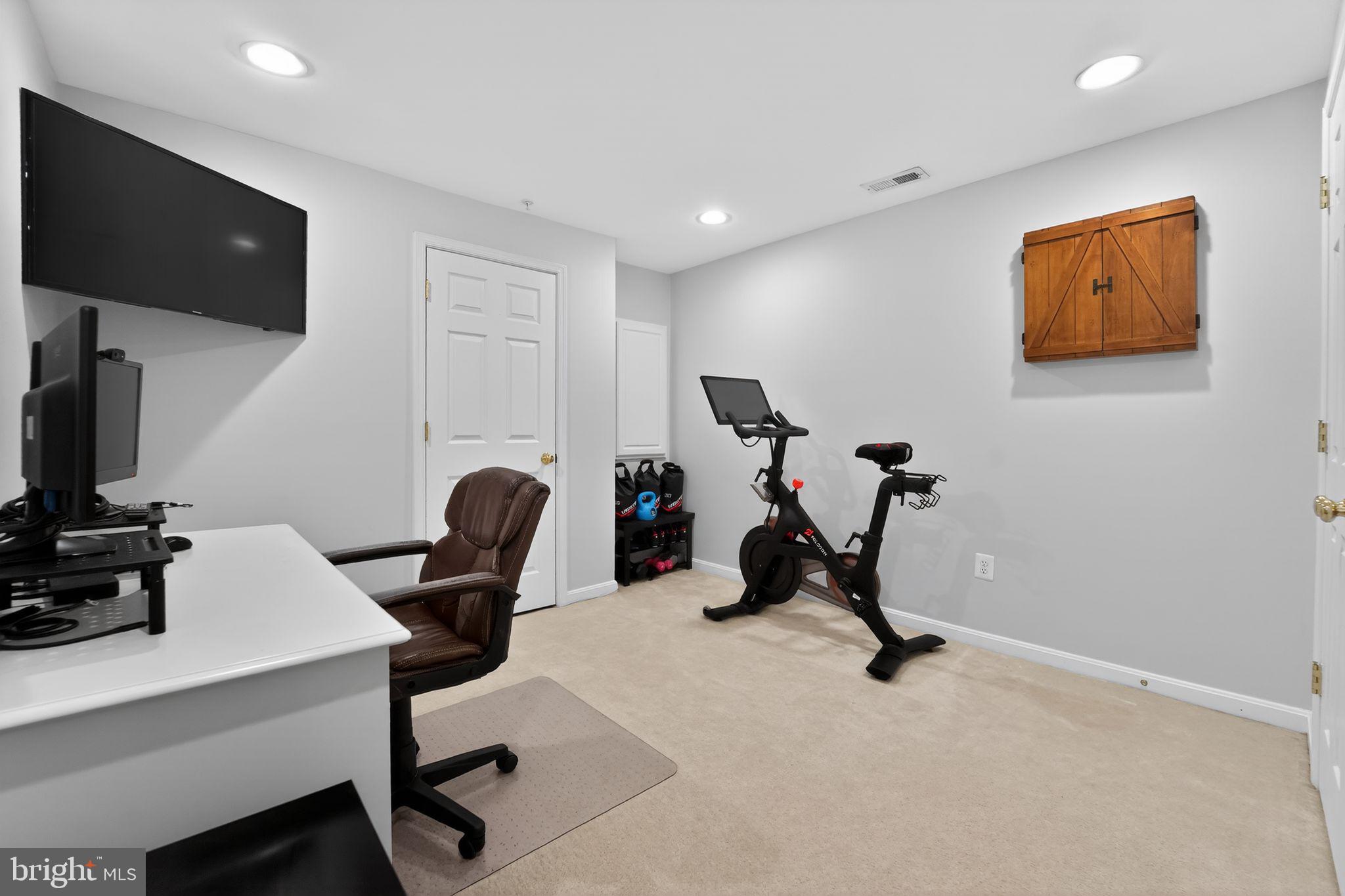 CHAPEL GROVE - Residential