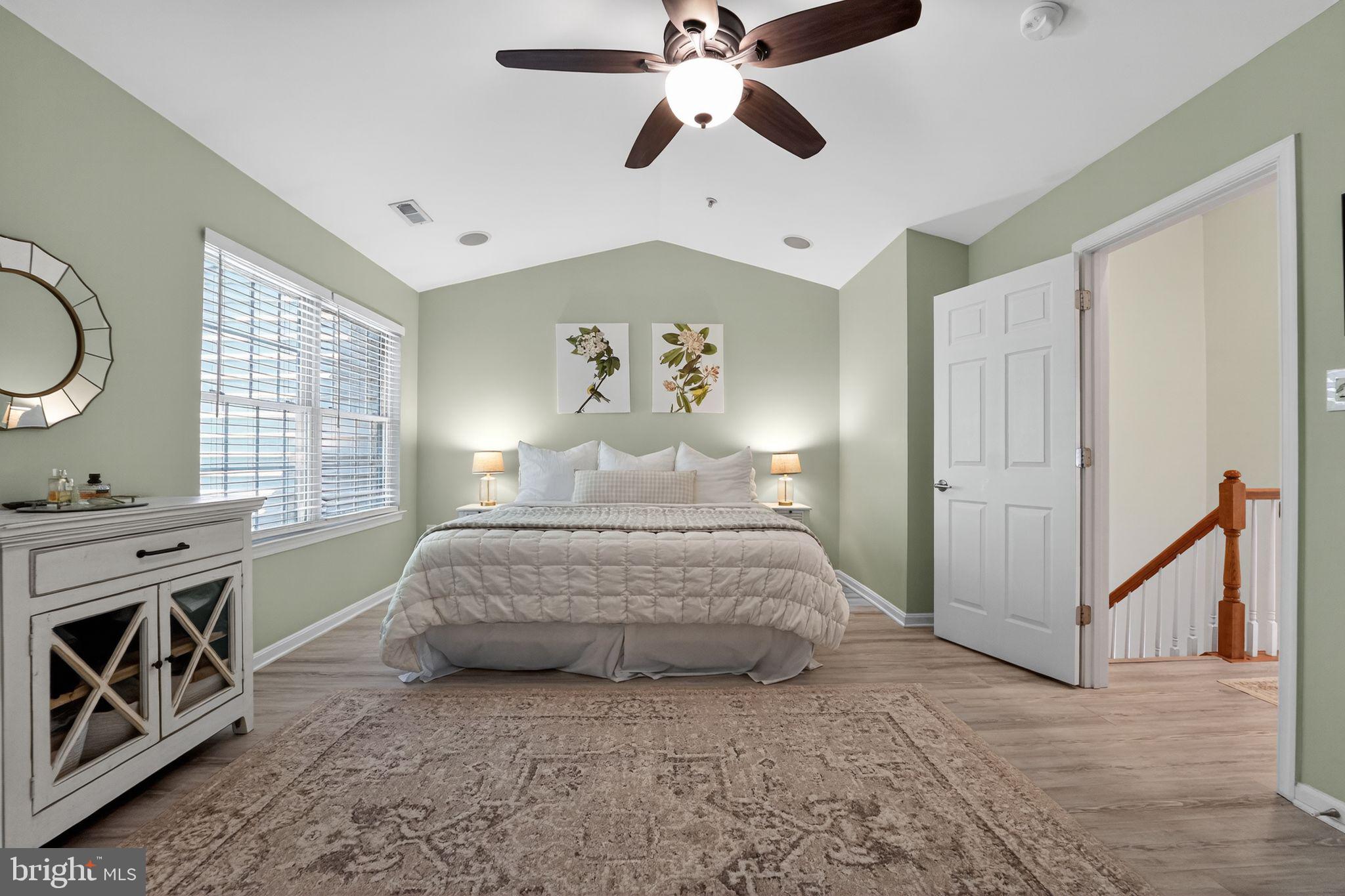 CHAPEL GROVE - Residential