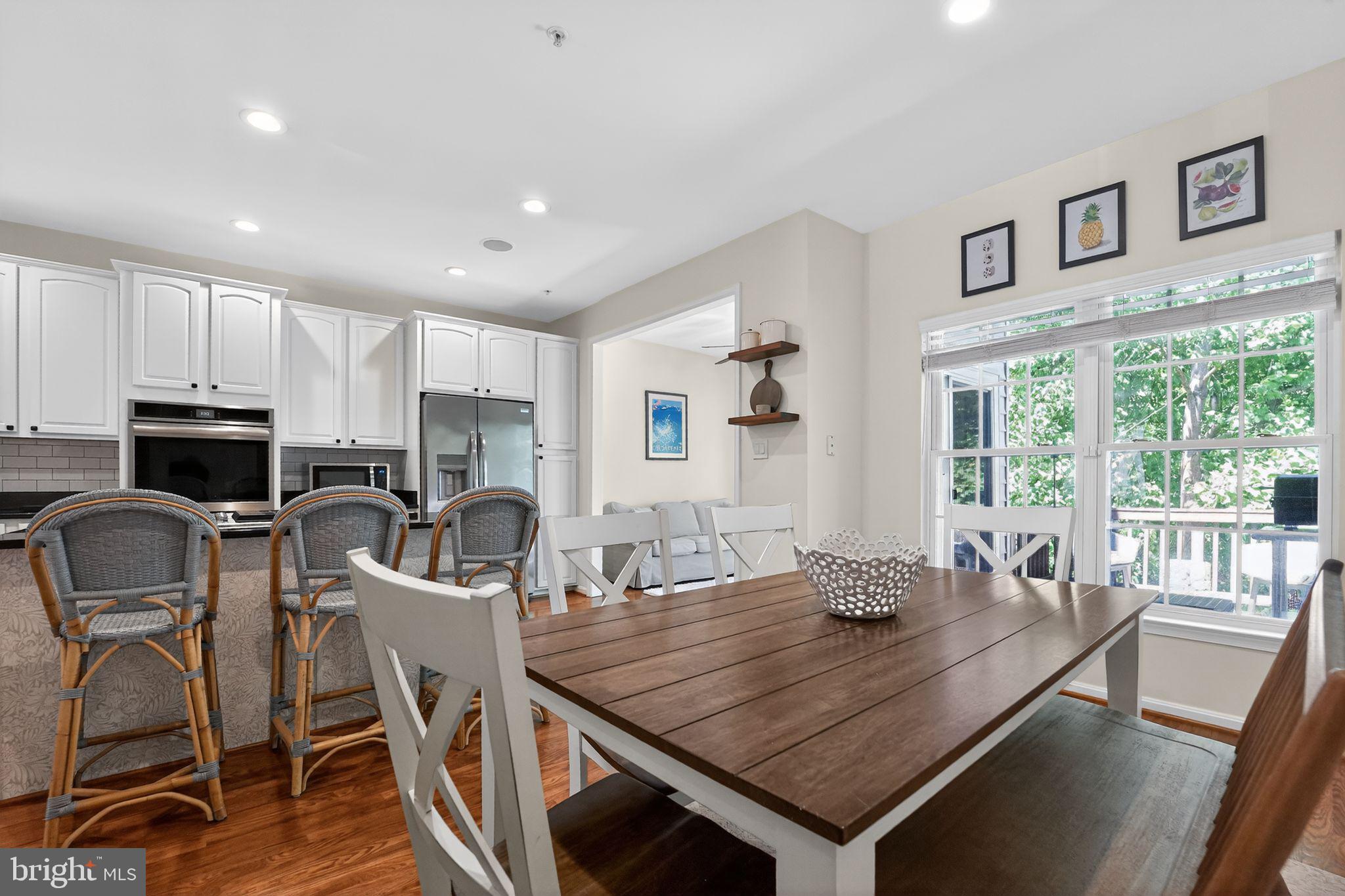 CHAPEL GROVE - Residential