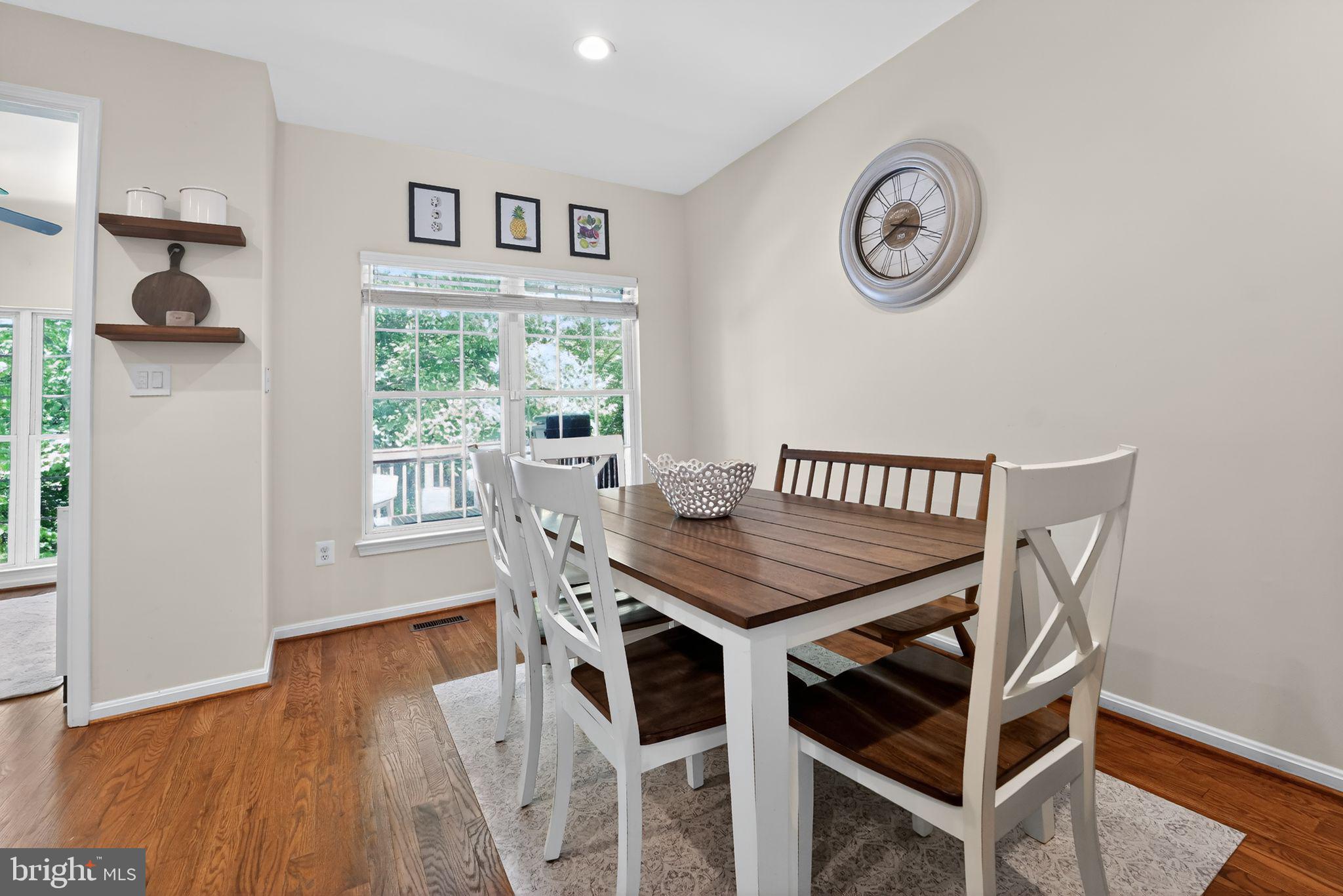 CHAPEL GROVE - Residential