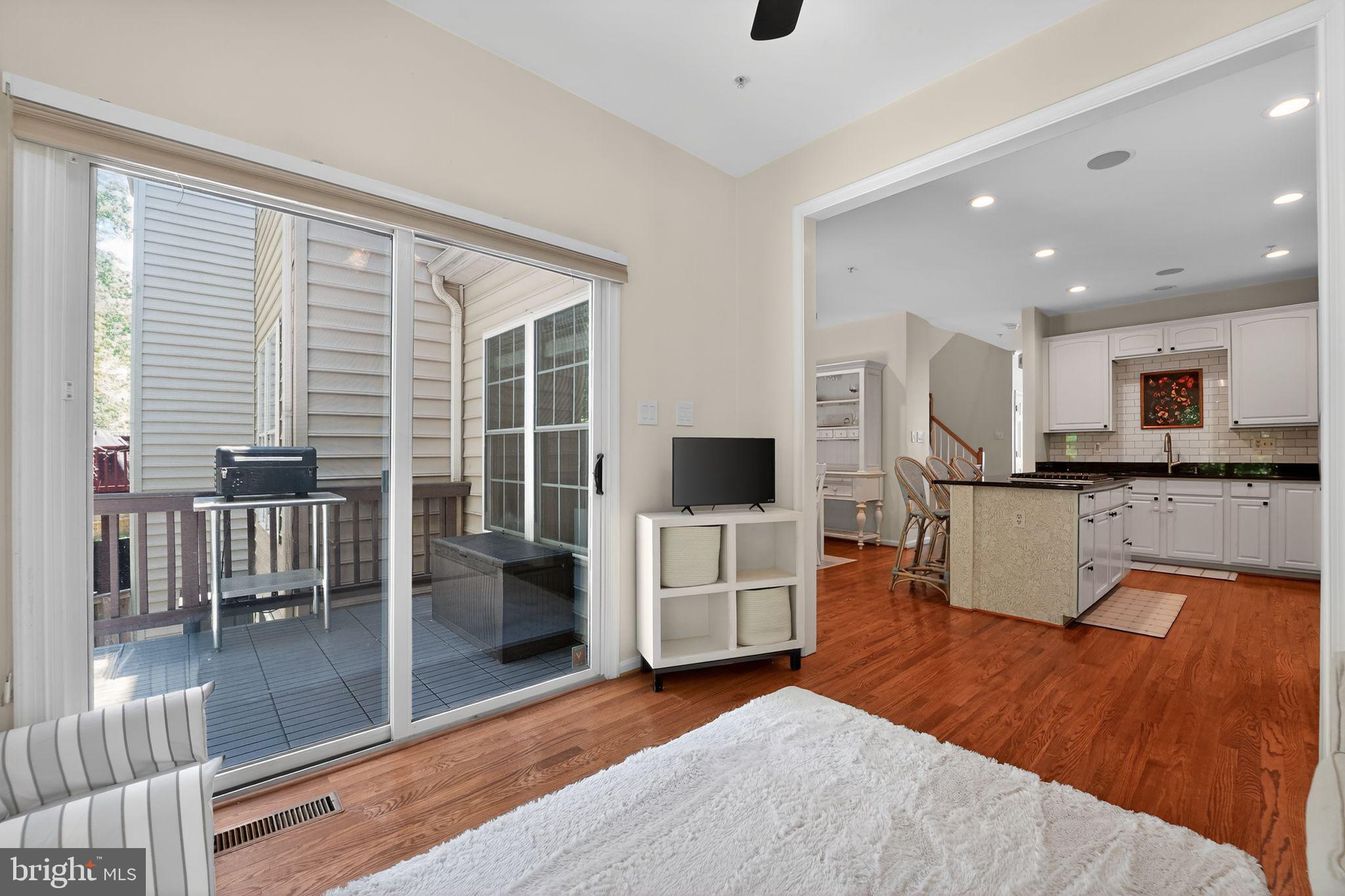 CHAPEL GROVE - Residential