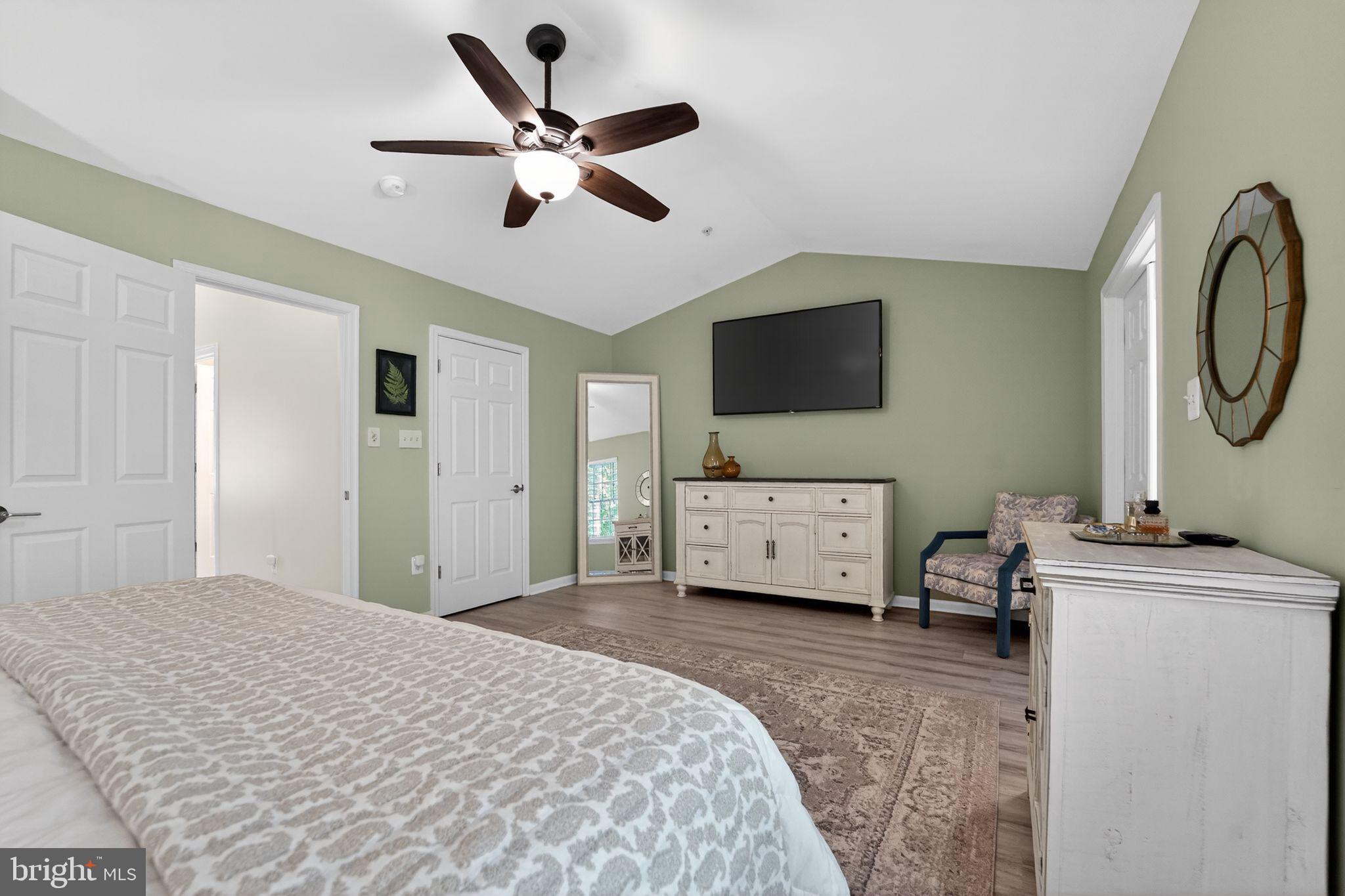 CHAPEL GROVE - Residential