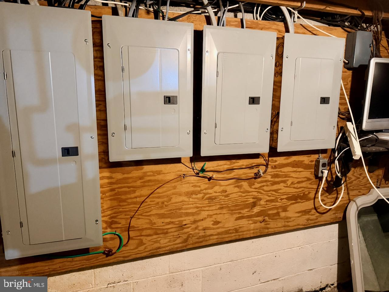 WILM #21 - Commercial Sale