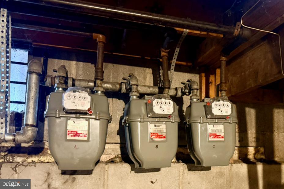 WILM #21 - Commercial Sale