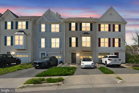 Photo of 5982 Manorwood Drive, CENTREVILLE, VA 20120 (MLS # VAFX2300578)