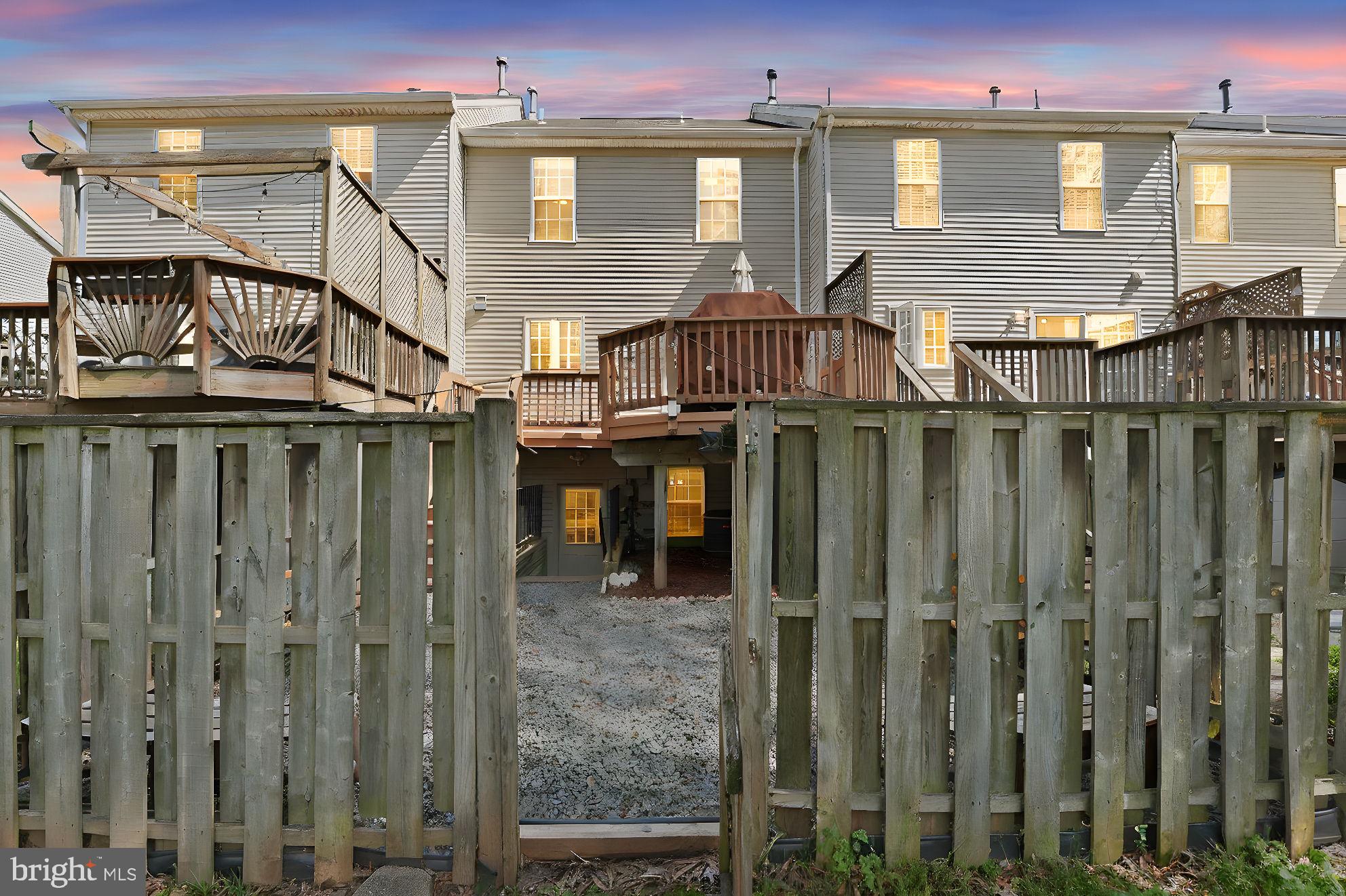 5982 MANORWOOD DRIVE