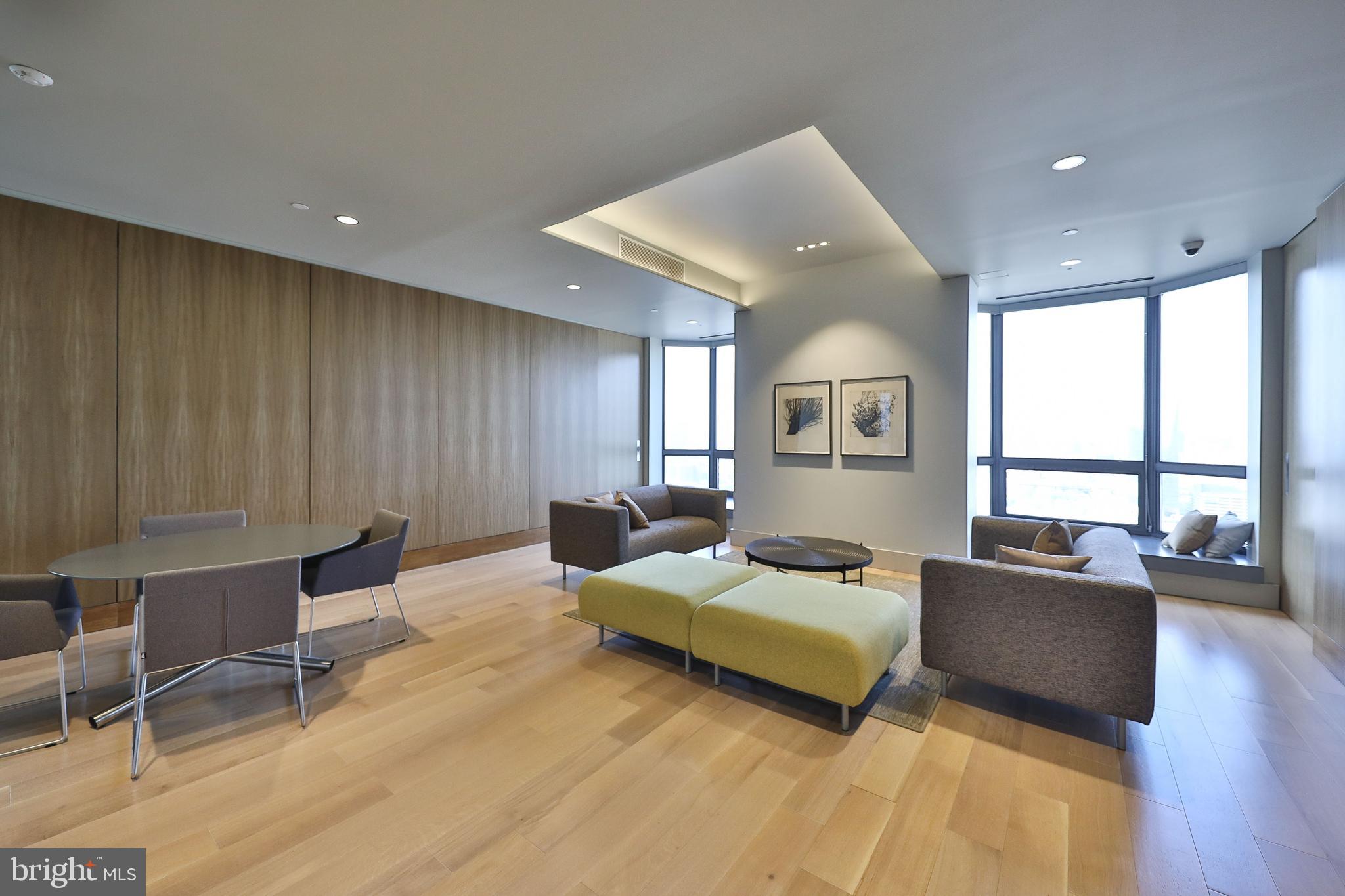 RITTENHOUSE SQUARE - Residential Lease