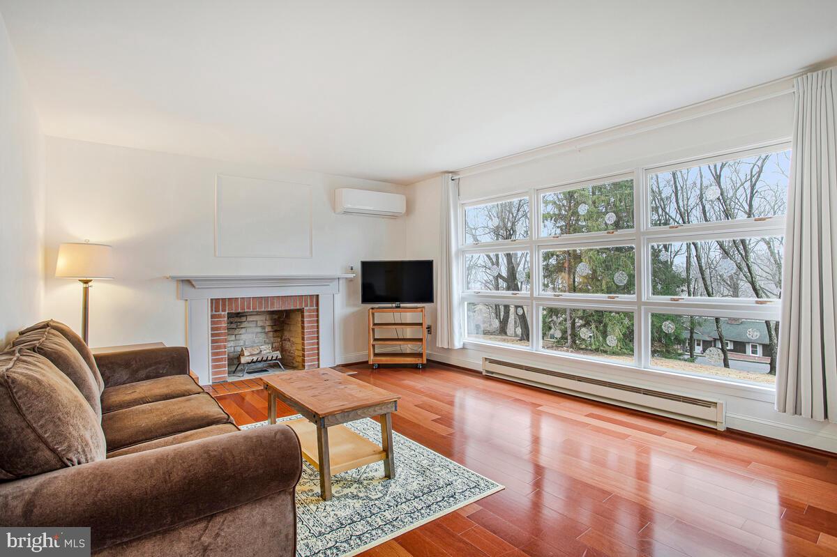 BEL AIR ACRES - Residential