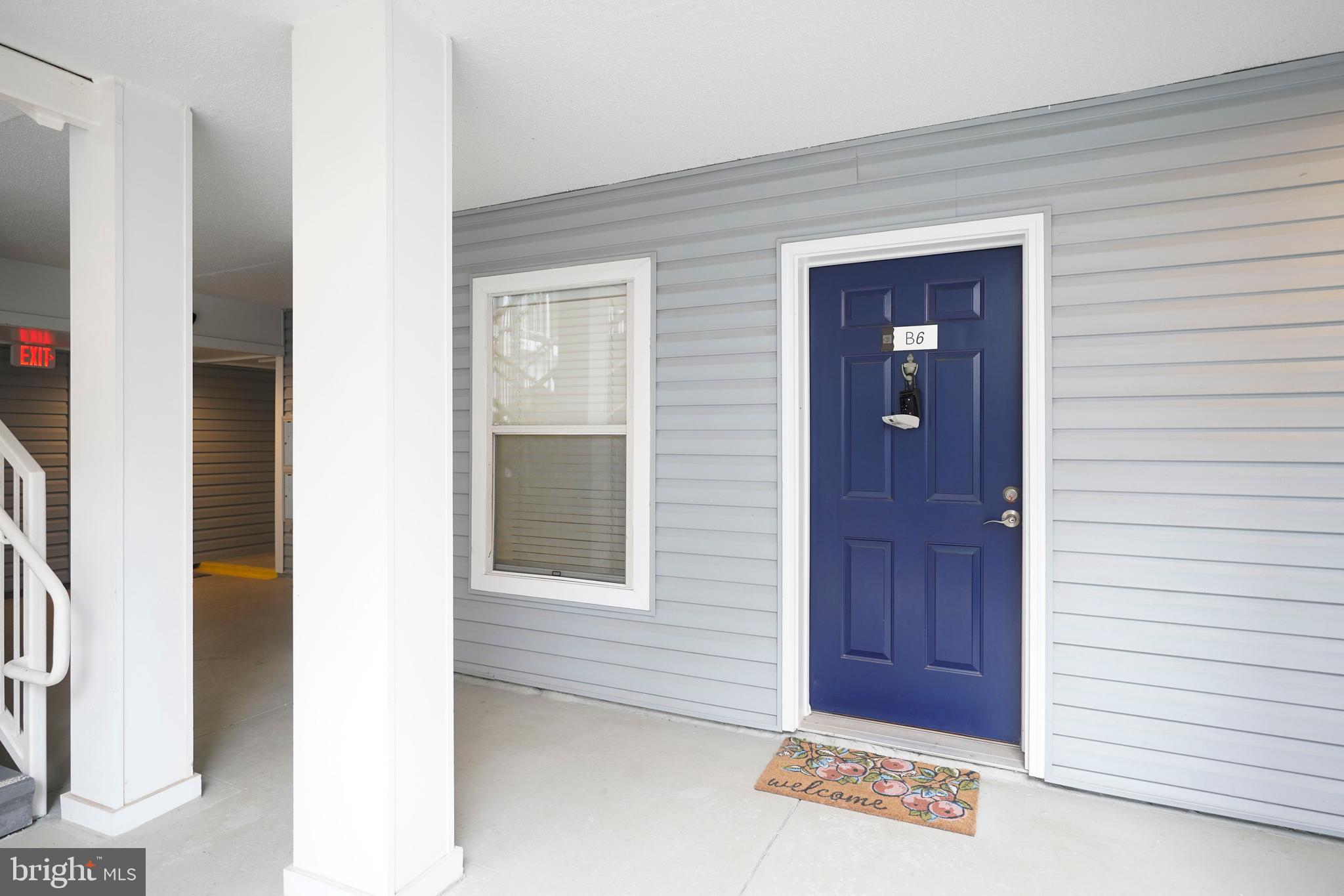 FOUR WINDS AT OAKTON - Residential