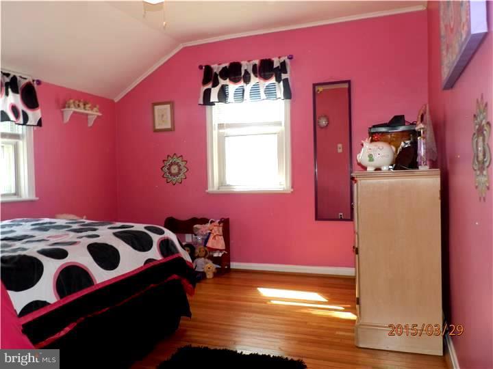 LEEDOM ESTS - Residential