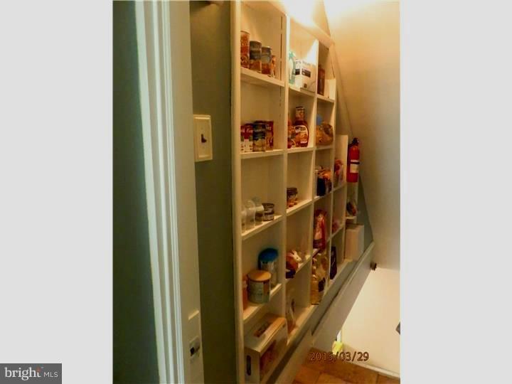 LEEDOM ESTS - Residential