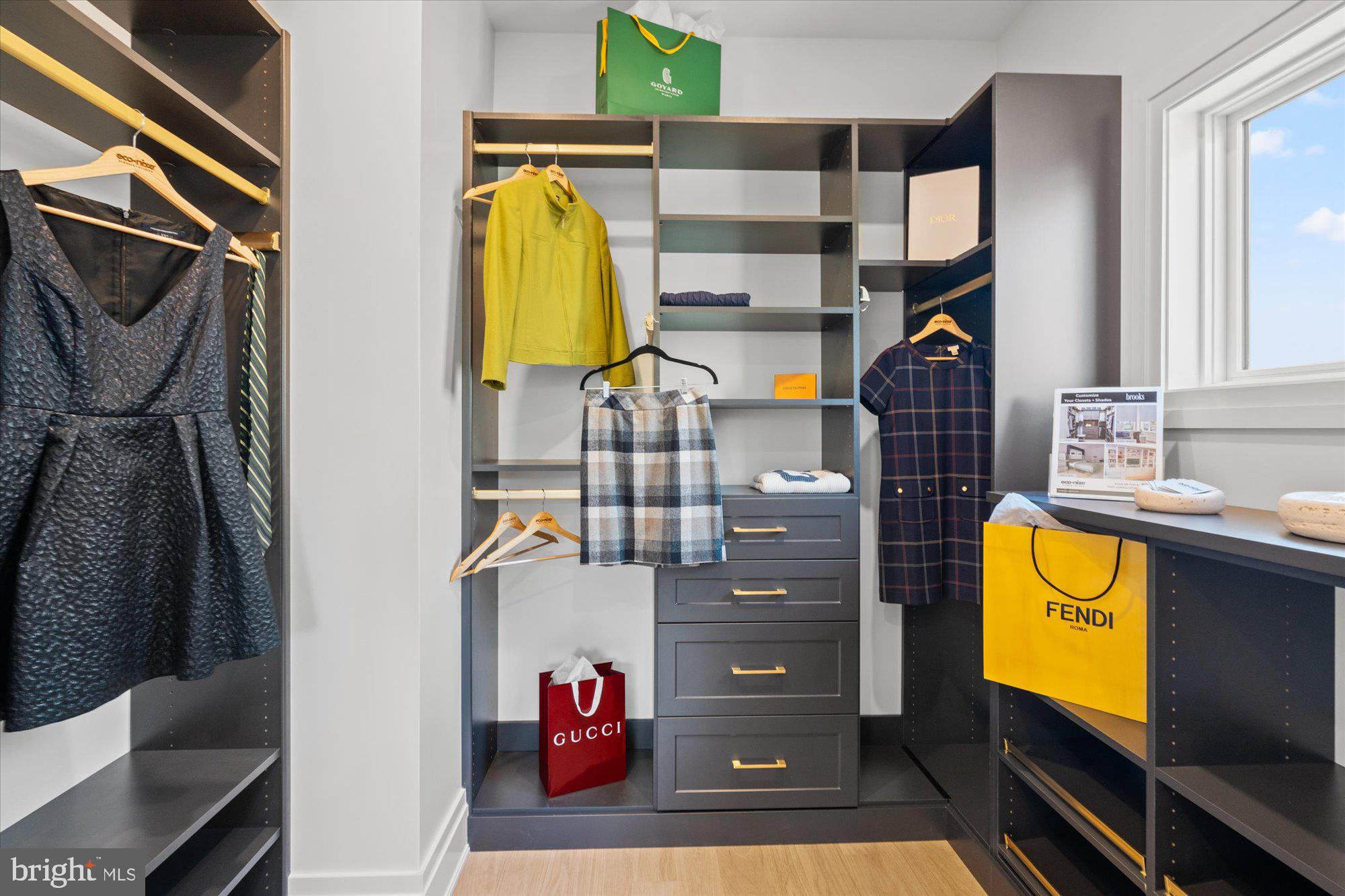 OLD TOWN - Residential