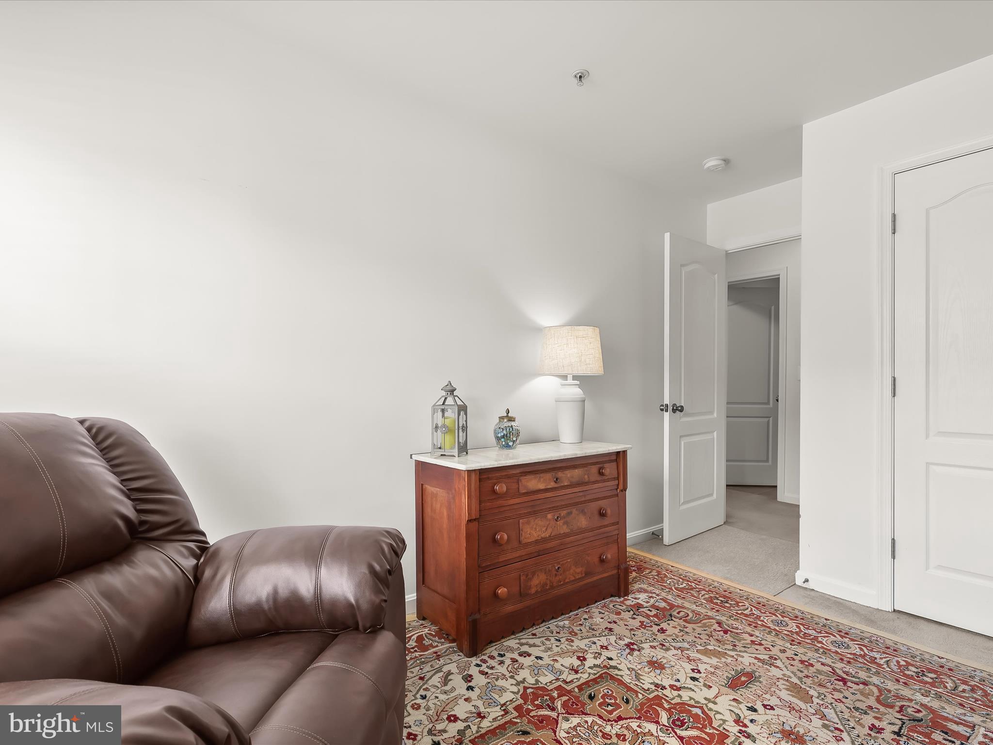 RESERVOIR RIDGE - Residential