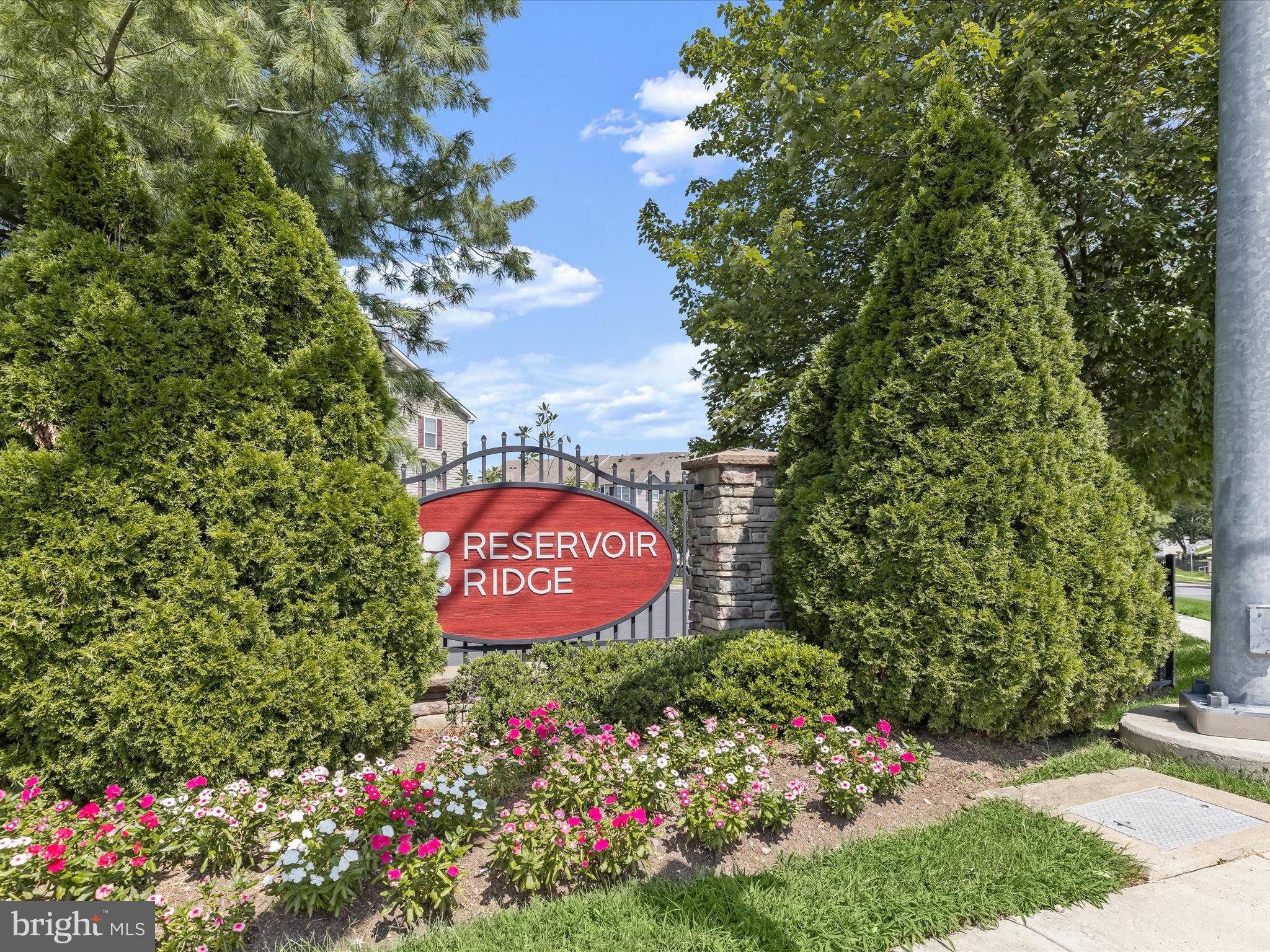 RESERVOIR RIDGE - Residential