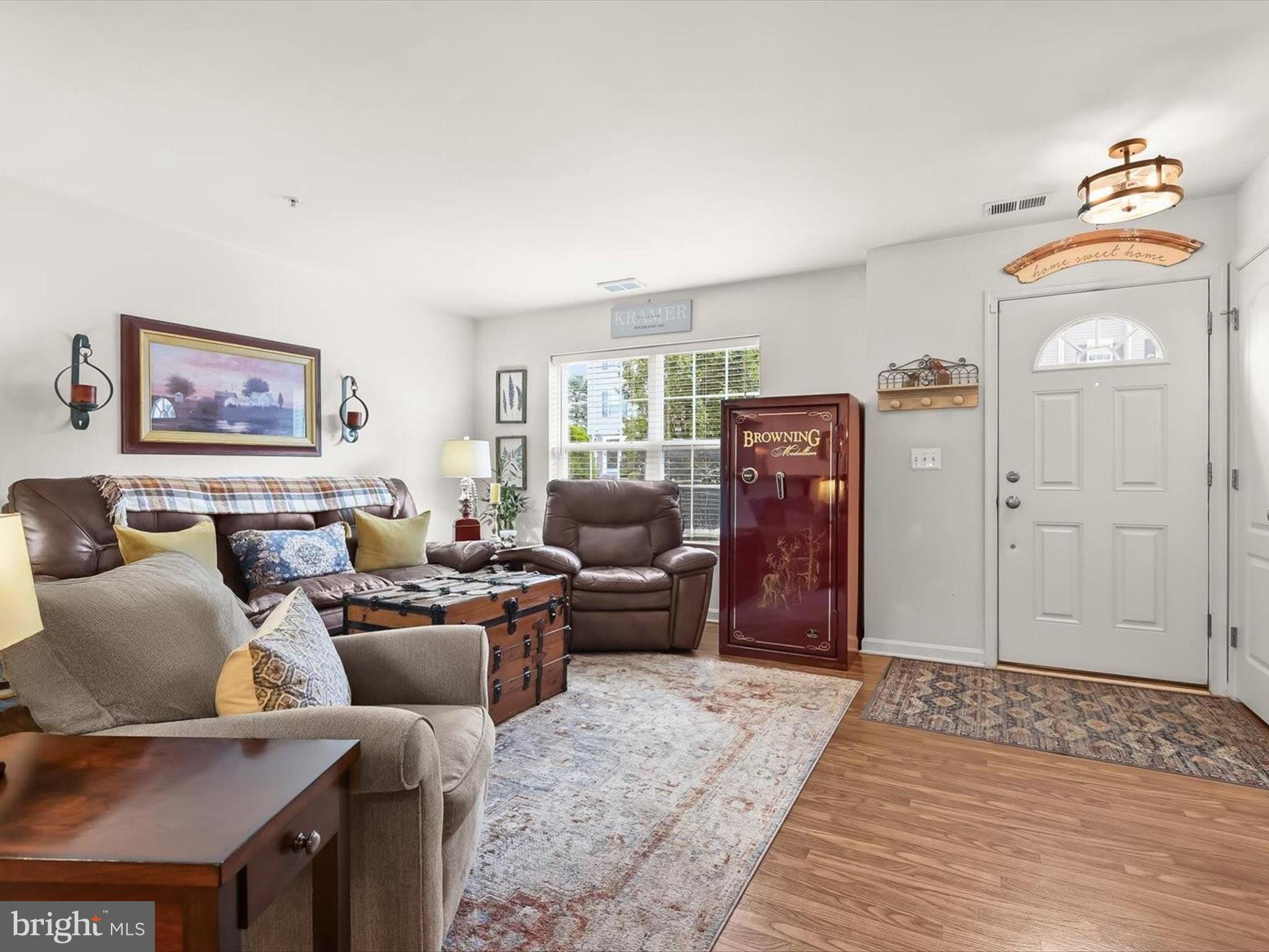 1909 LENNOX DRIVE 90