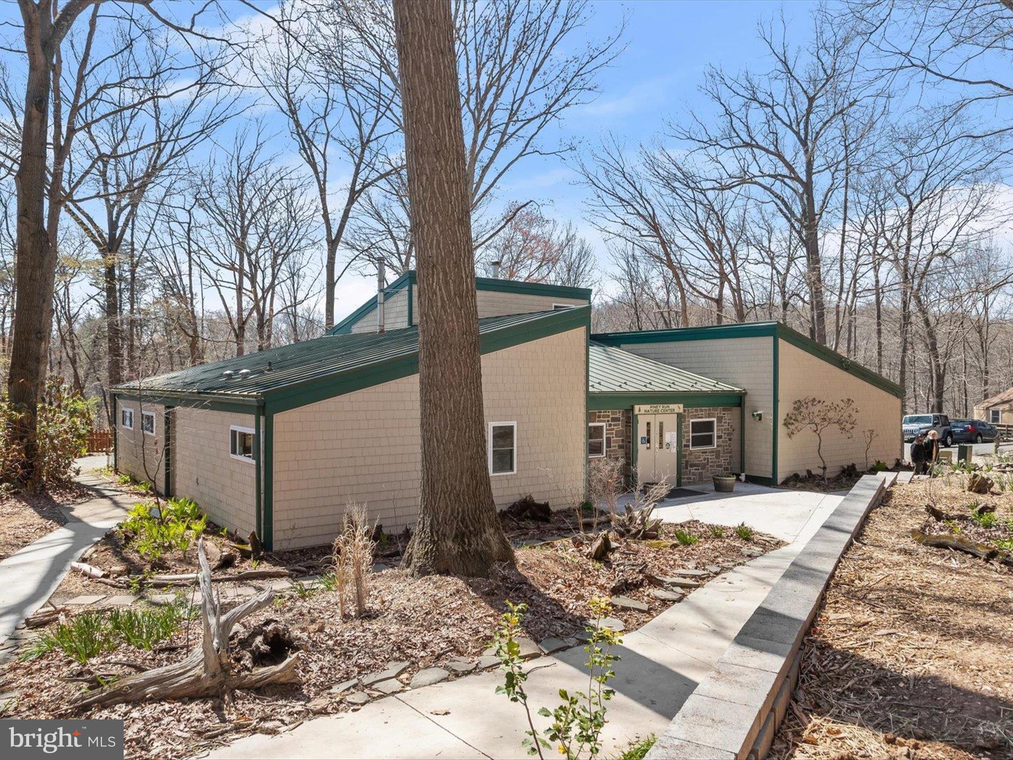 RESERVOIR RIDGE - Residential