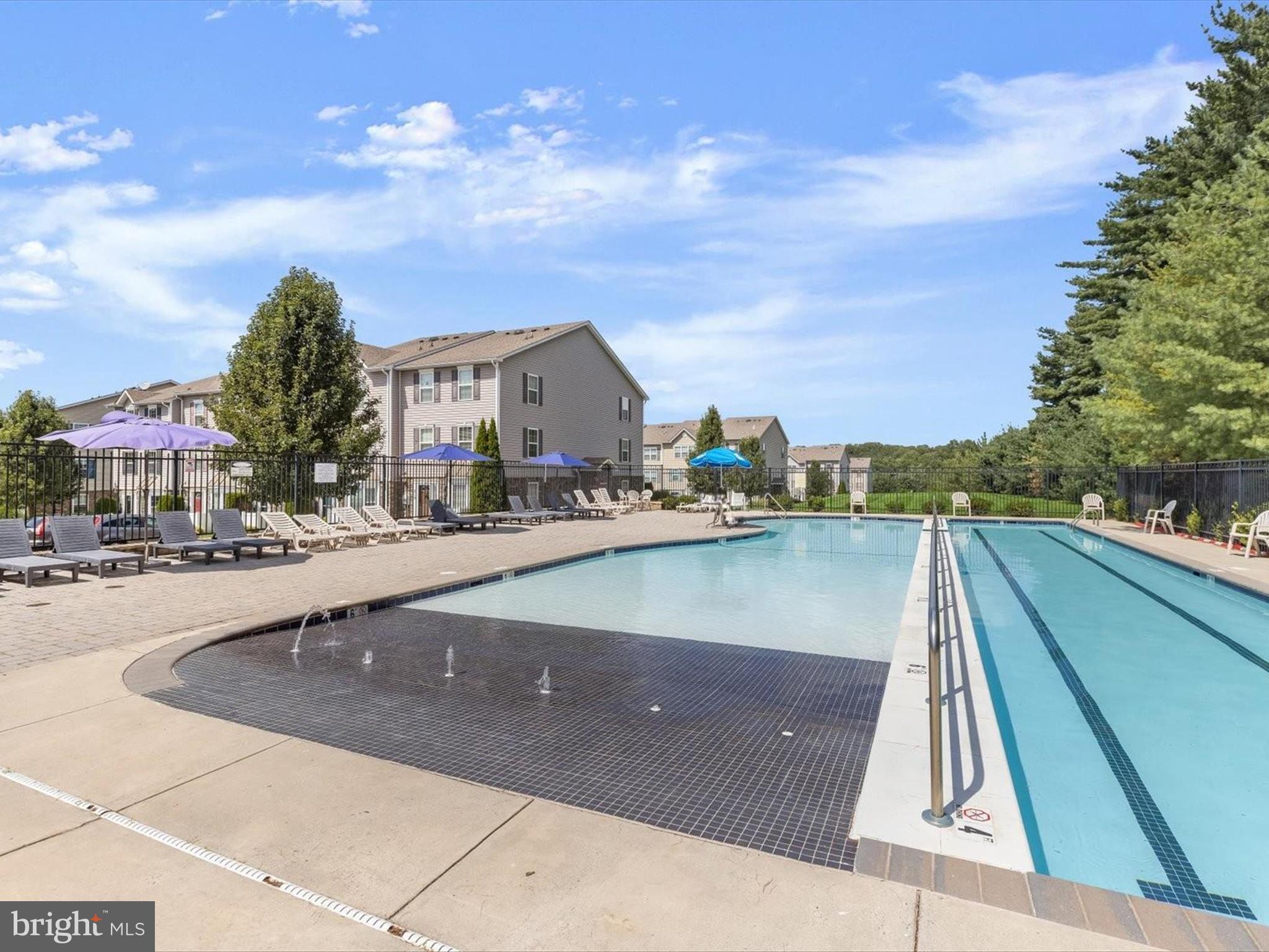 RESERVOIR RIDGE - Residential