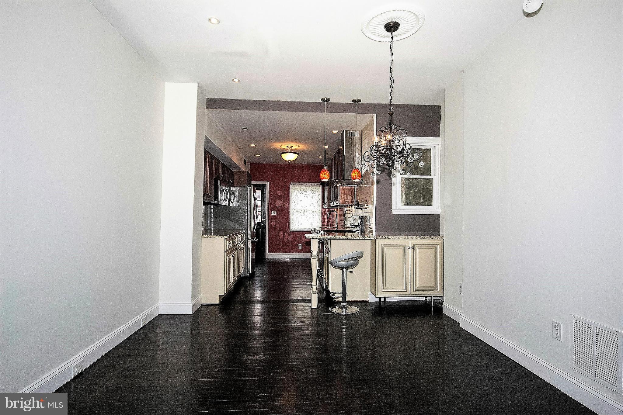 LITTLE ITALY - Residential Lease