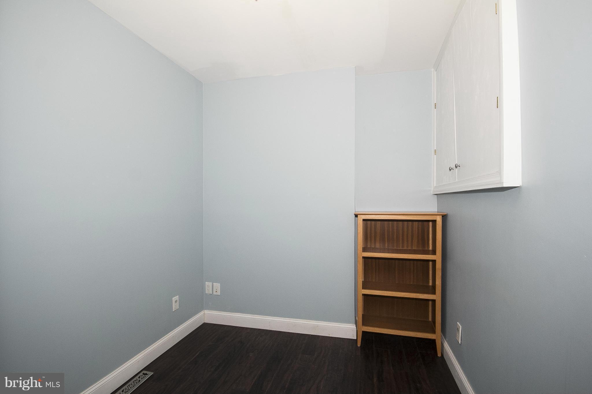 LITTLE ITALY - Residential Lease