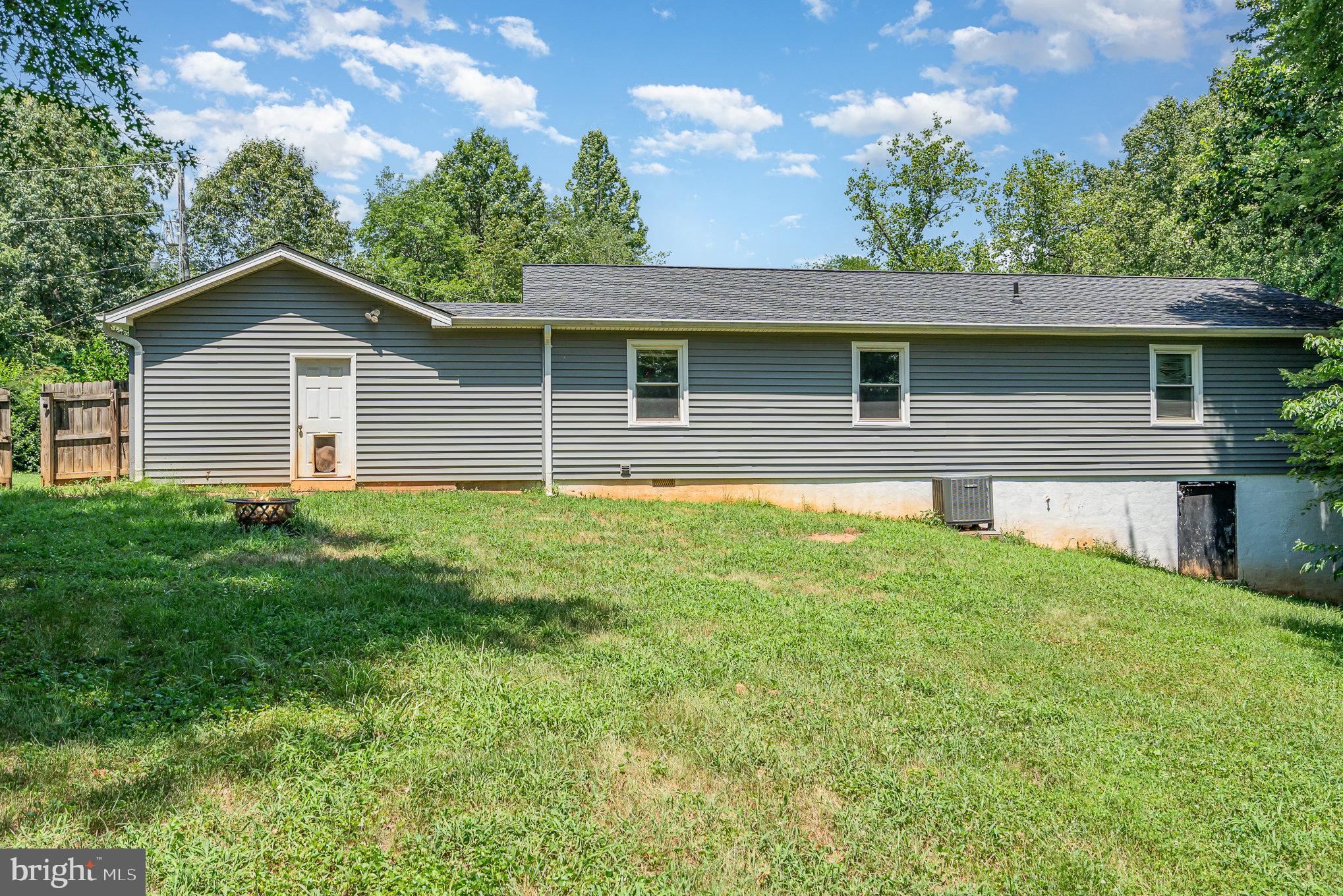 LAKE ARROWHEAD - Residential