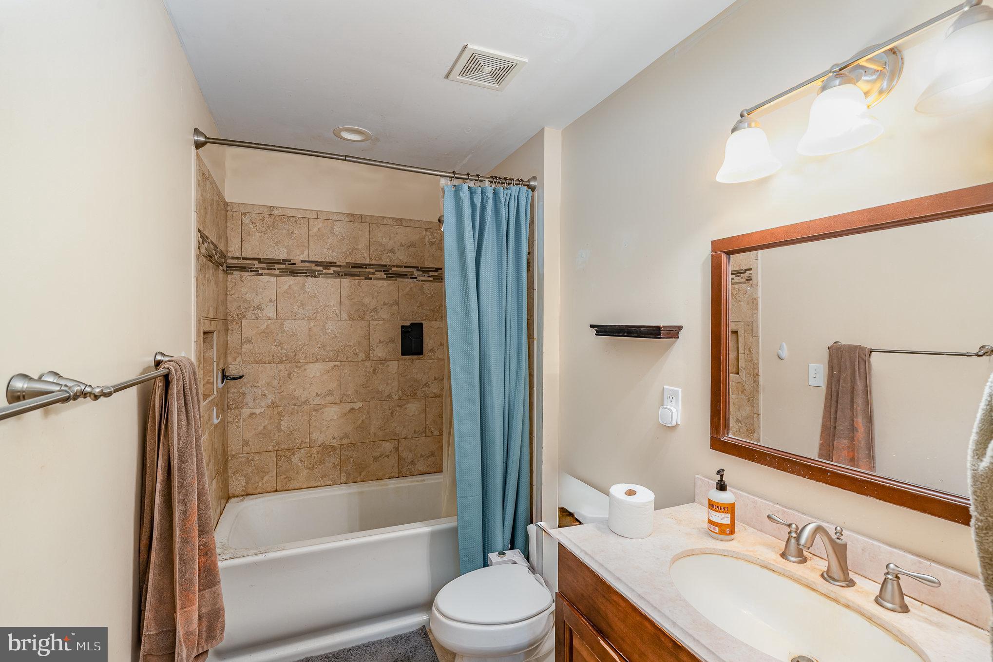 LAKE ARROWHEAD - Residential