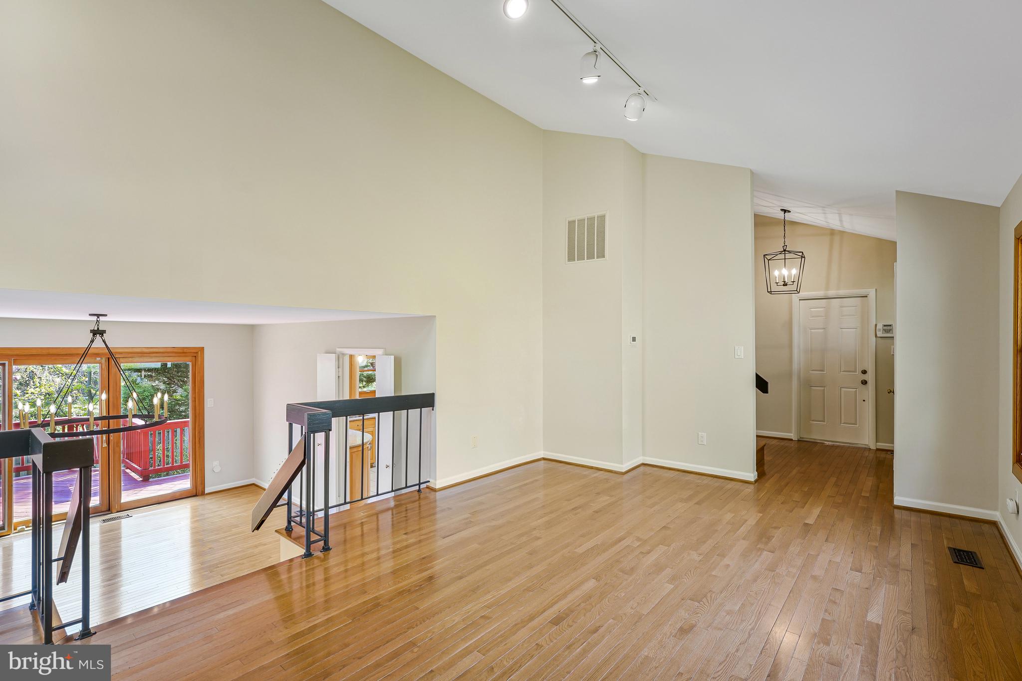 CROSSWOODS - Residential