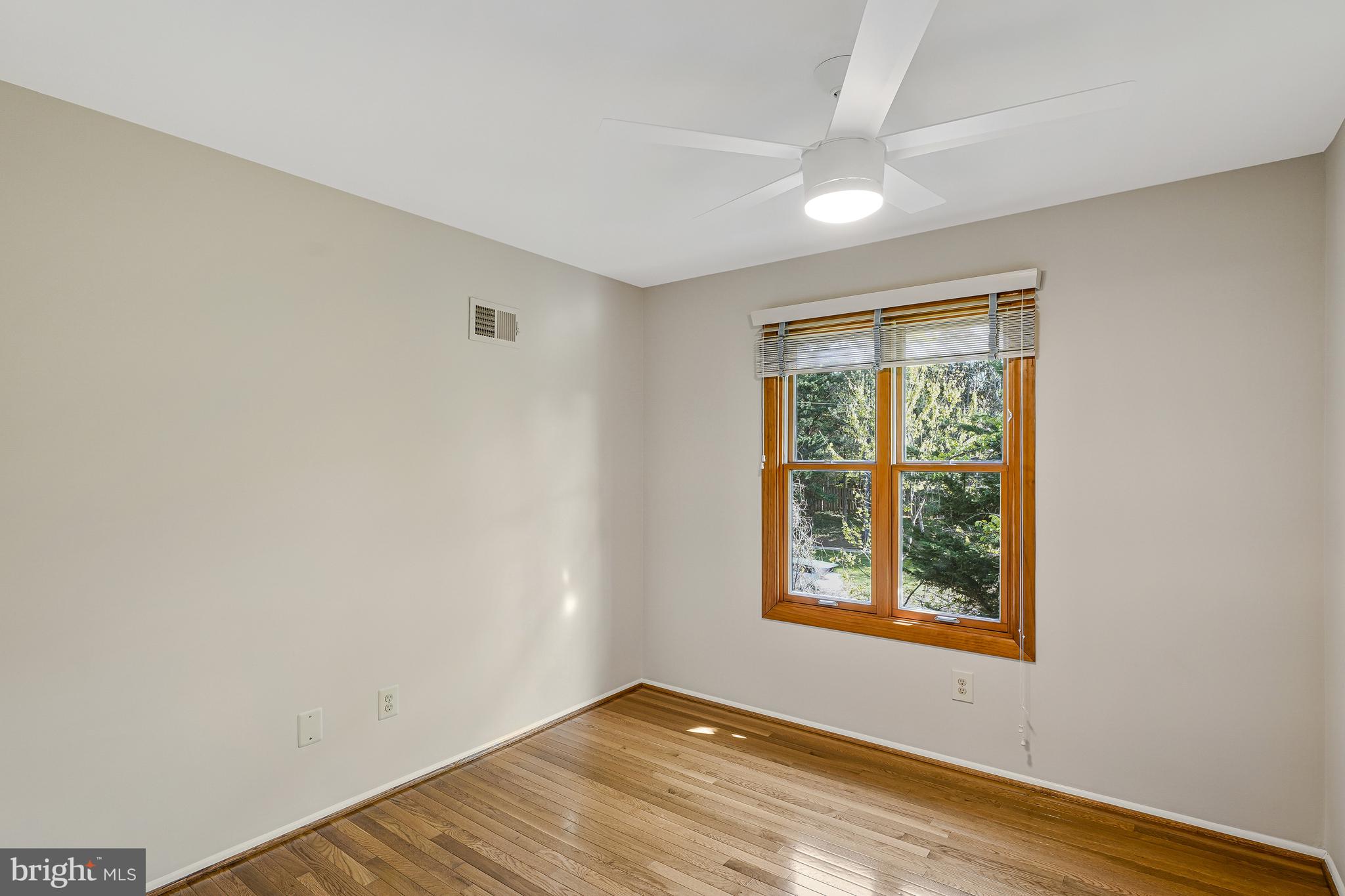 CROSSWOODS - Residential