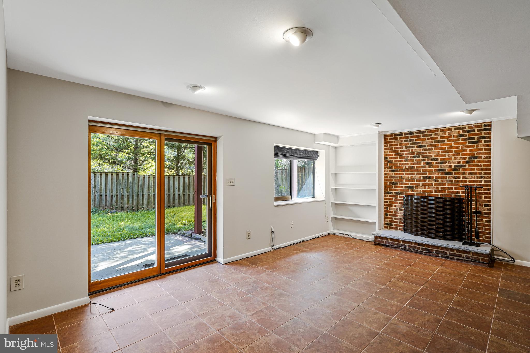 CROSSWOODS - Residential