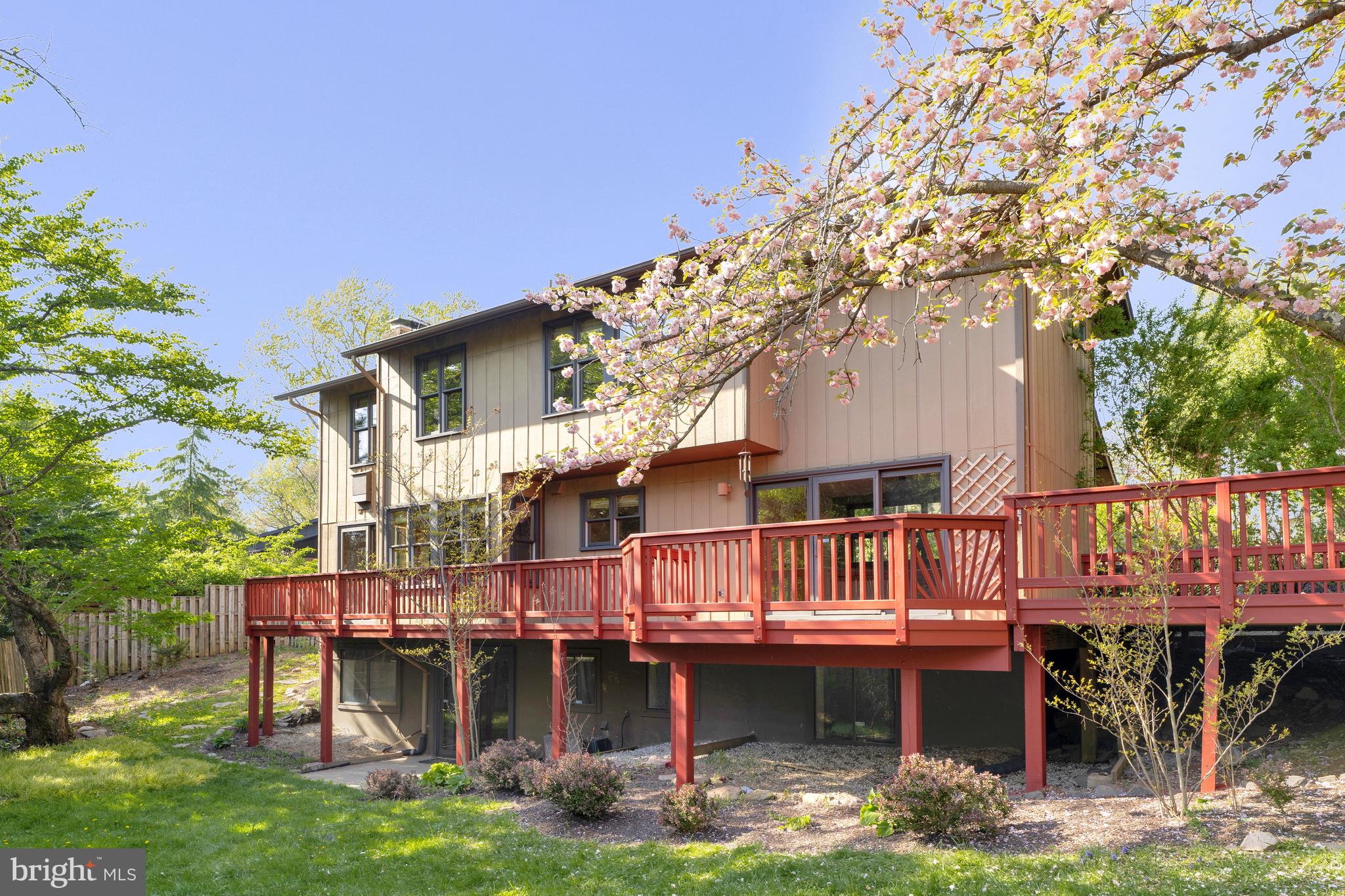 CROSSWOODS - Residential