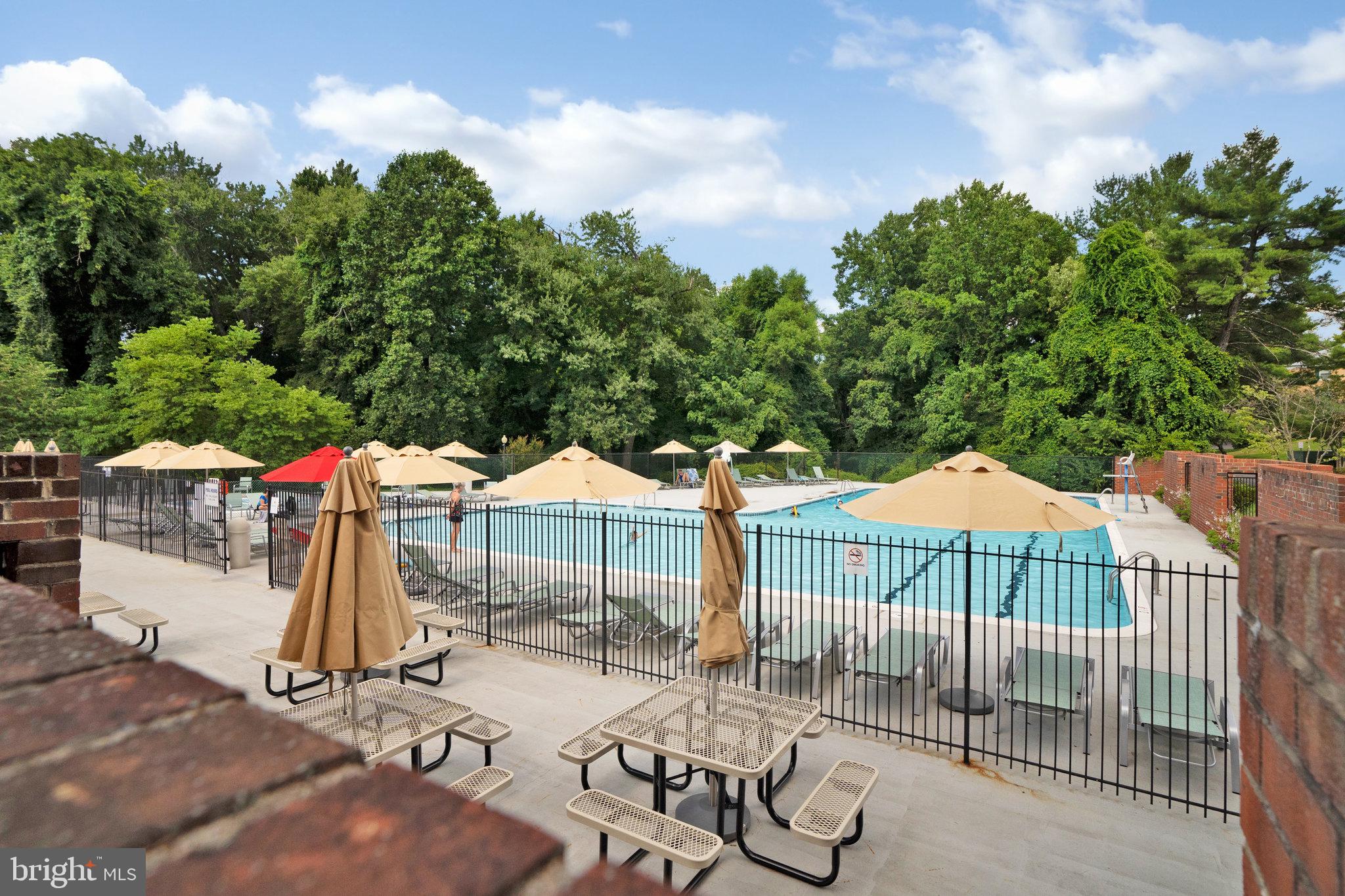 COLONIES AT MCLEAN - Residential