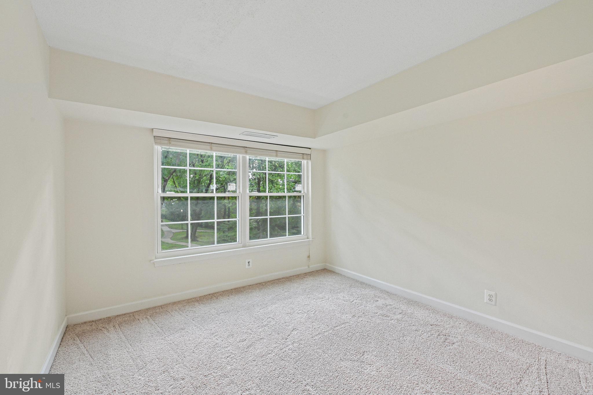 COLONIES AT MCLEAN - Residential