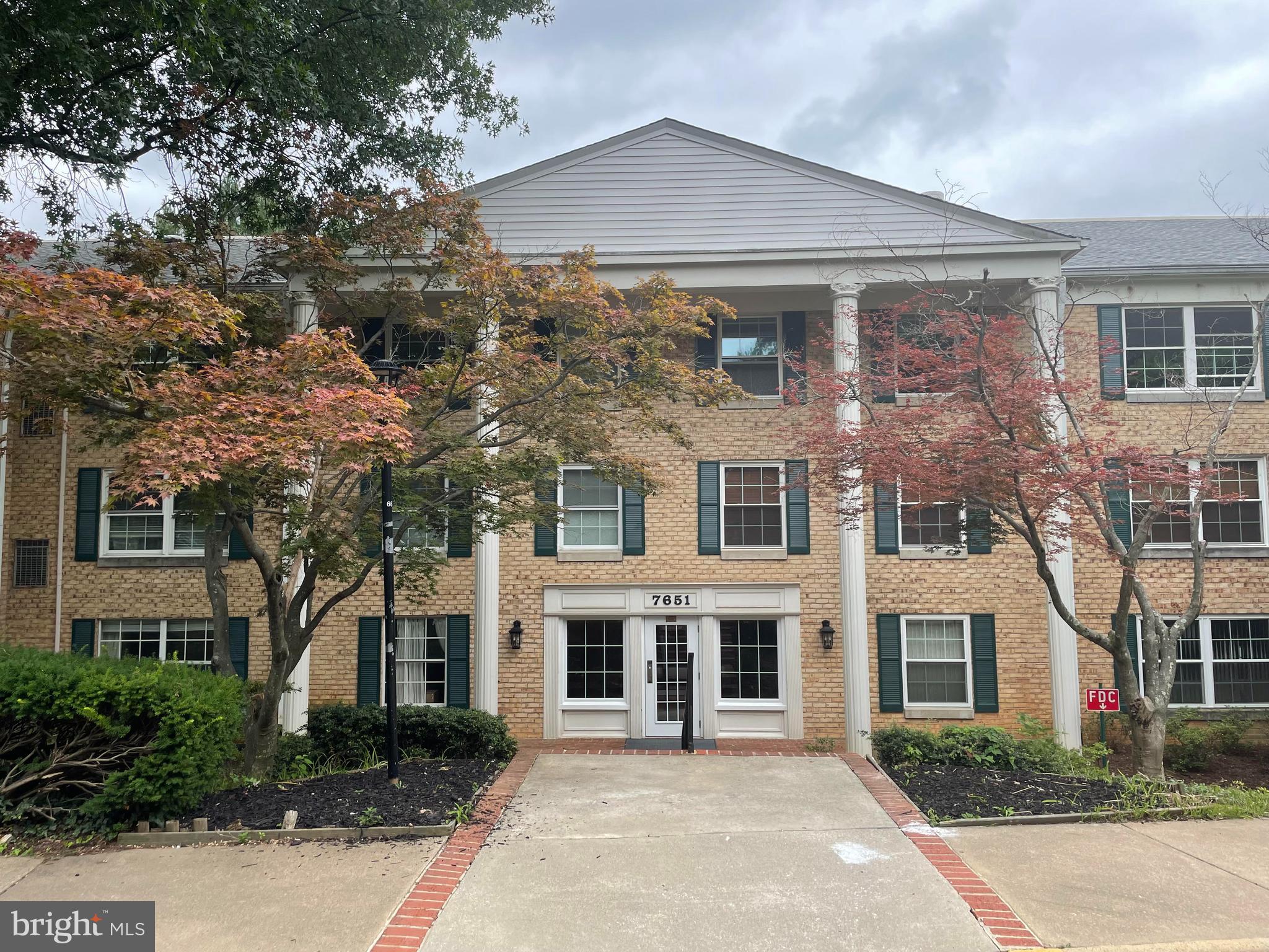 COLONIES AT MCLEAN - Residential