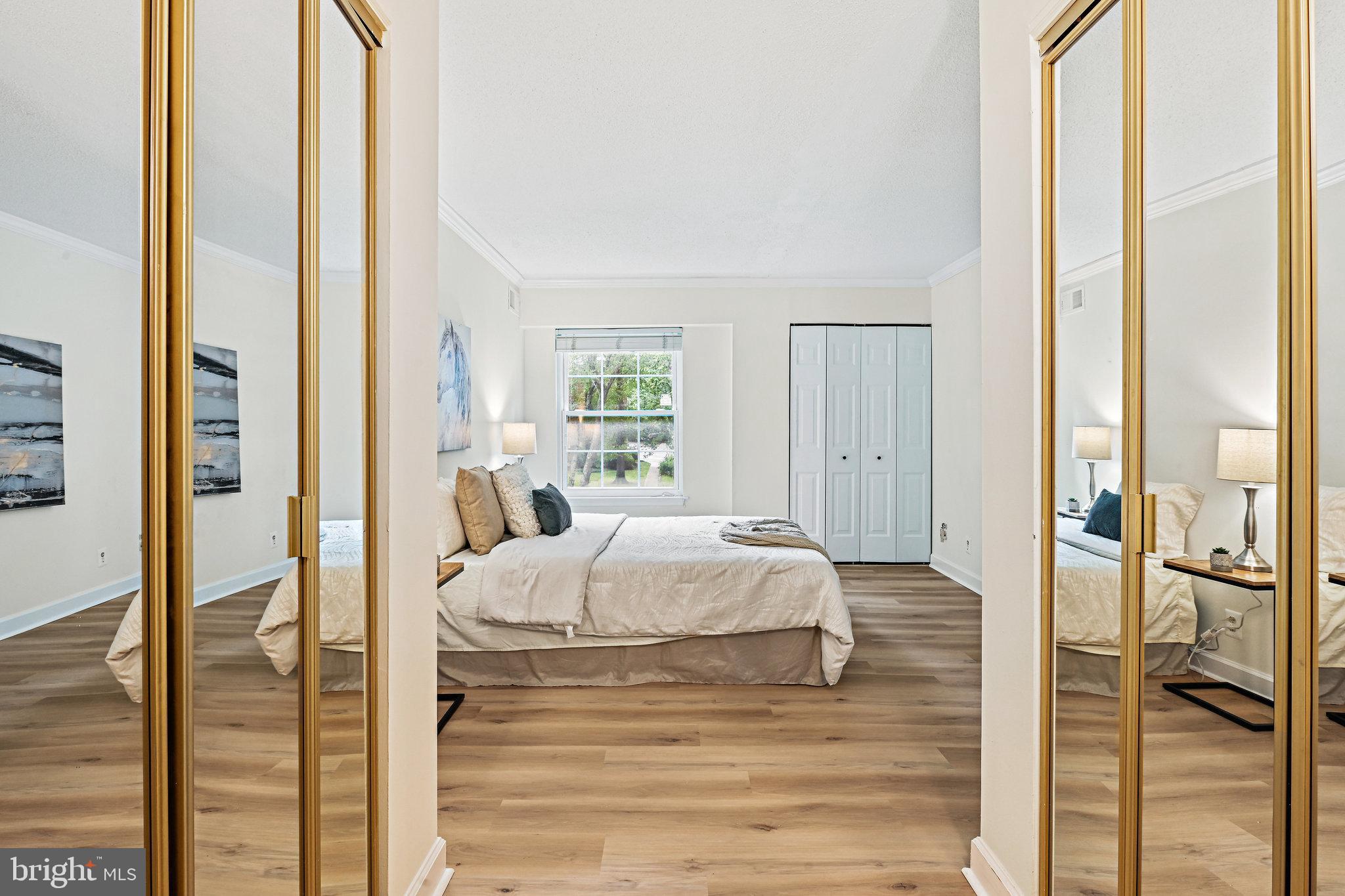 COLONIES AT MCLEAN - Residential