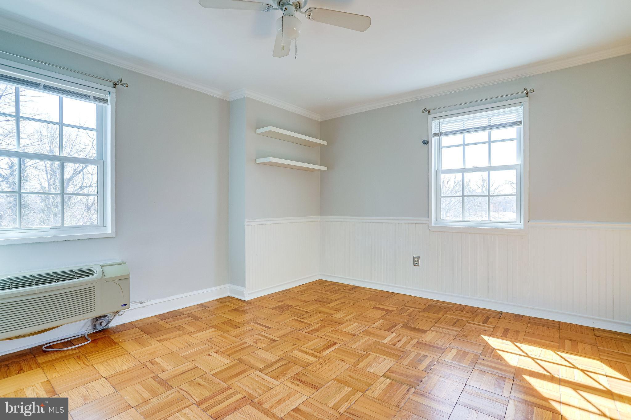 POTOWMACK CROSSING - Residential Lease