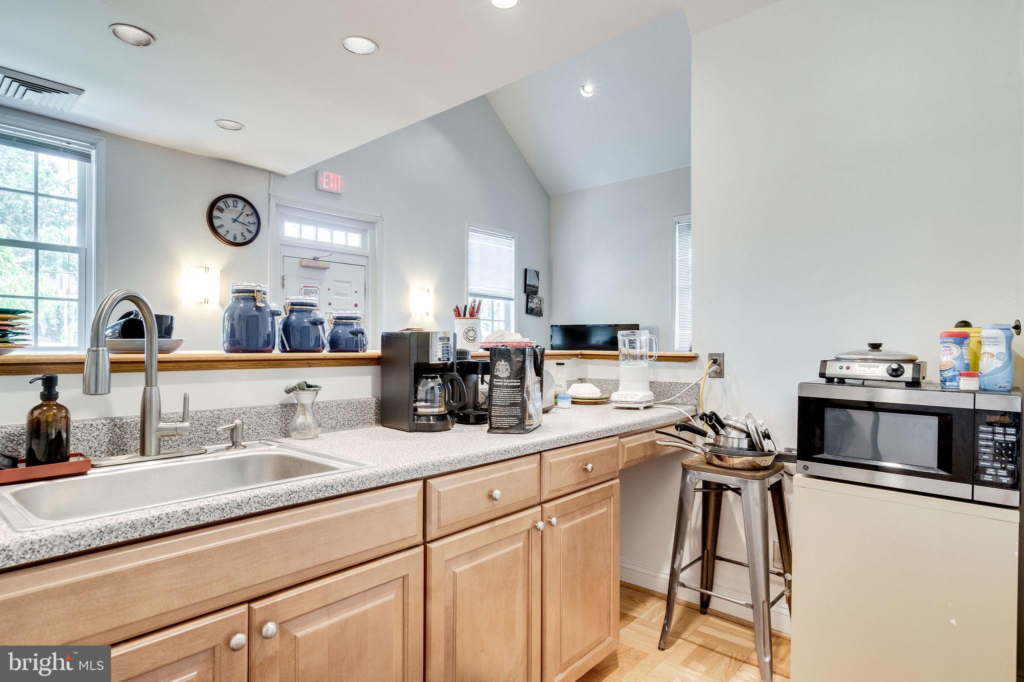 POTOWMACK CROSSING - Residential Lease