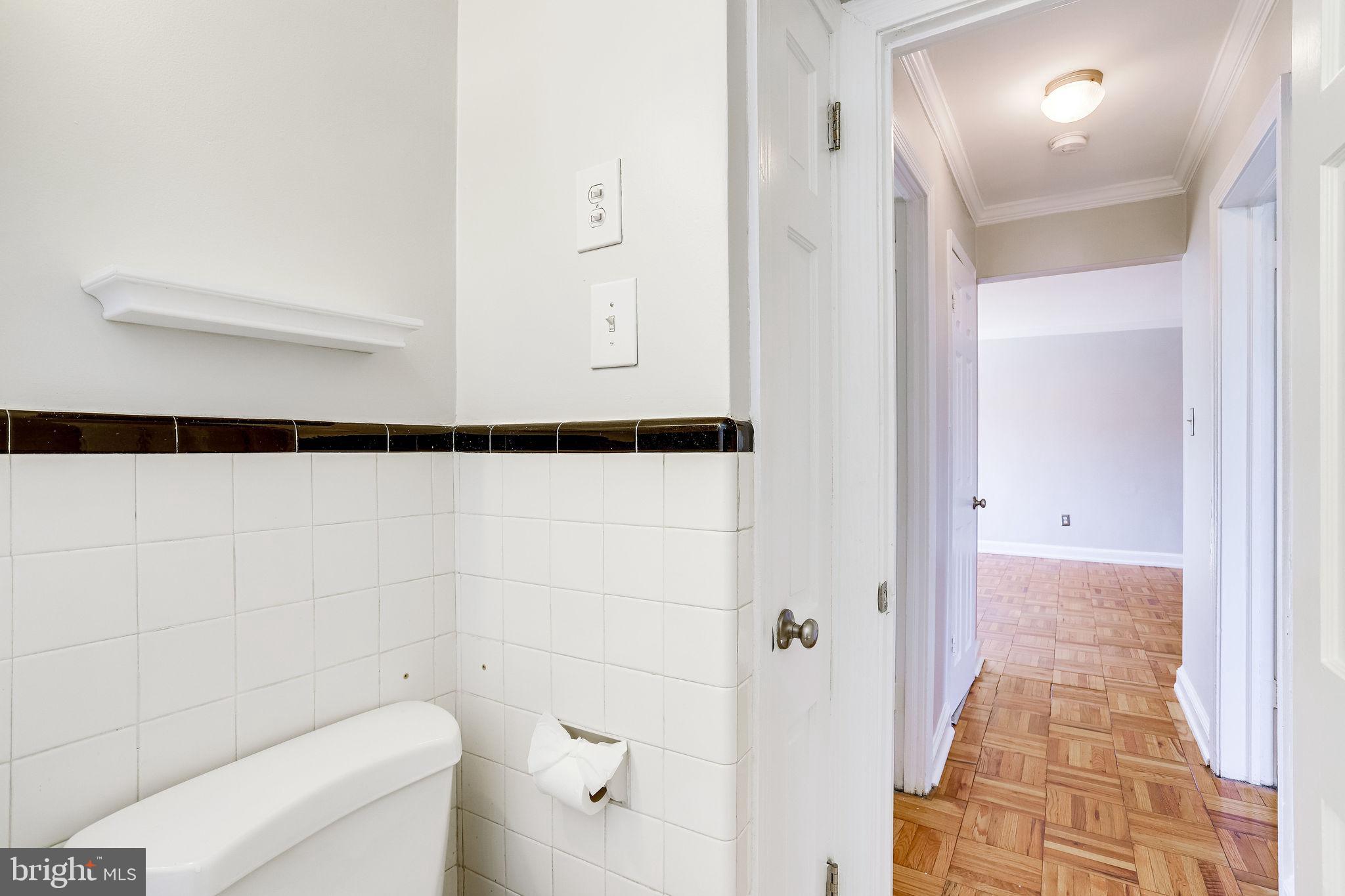 POTOWMACK CROSSING - Residential Lease