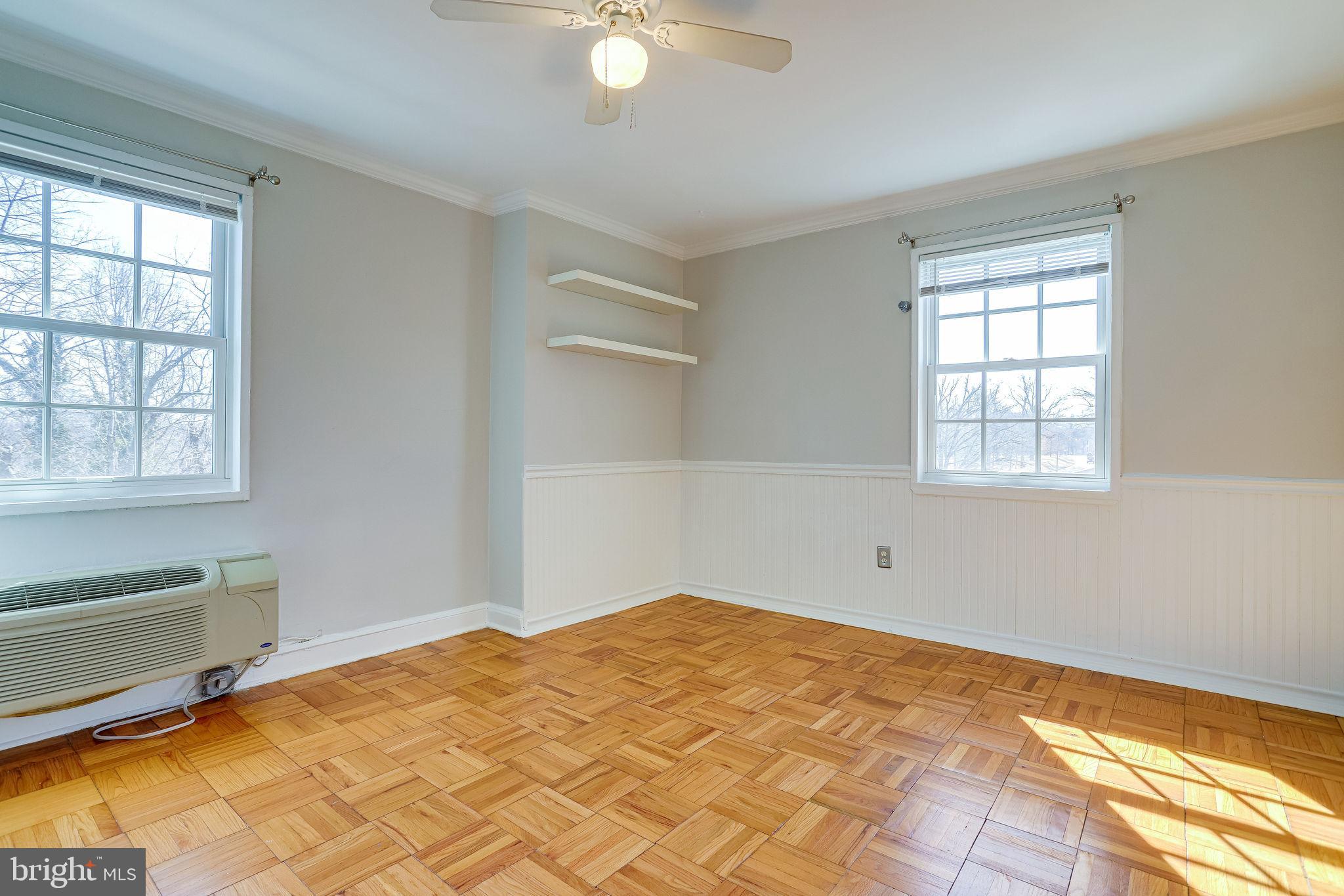 POTOWMACK CROSSING - Residential Lease