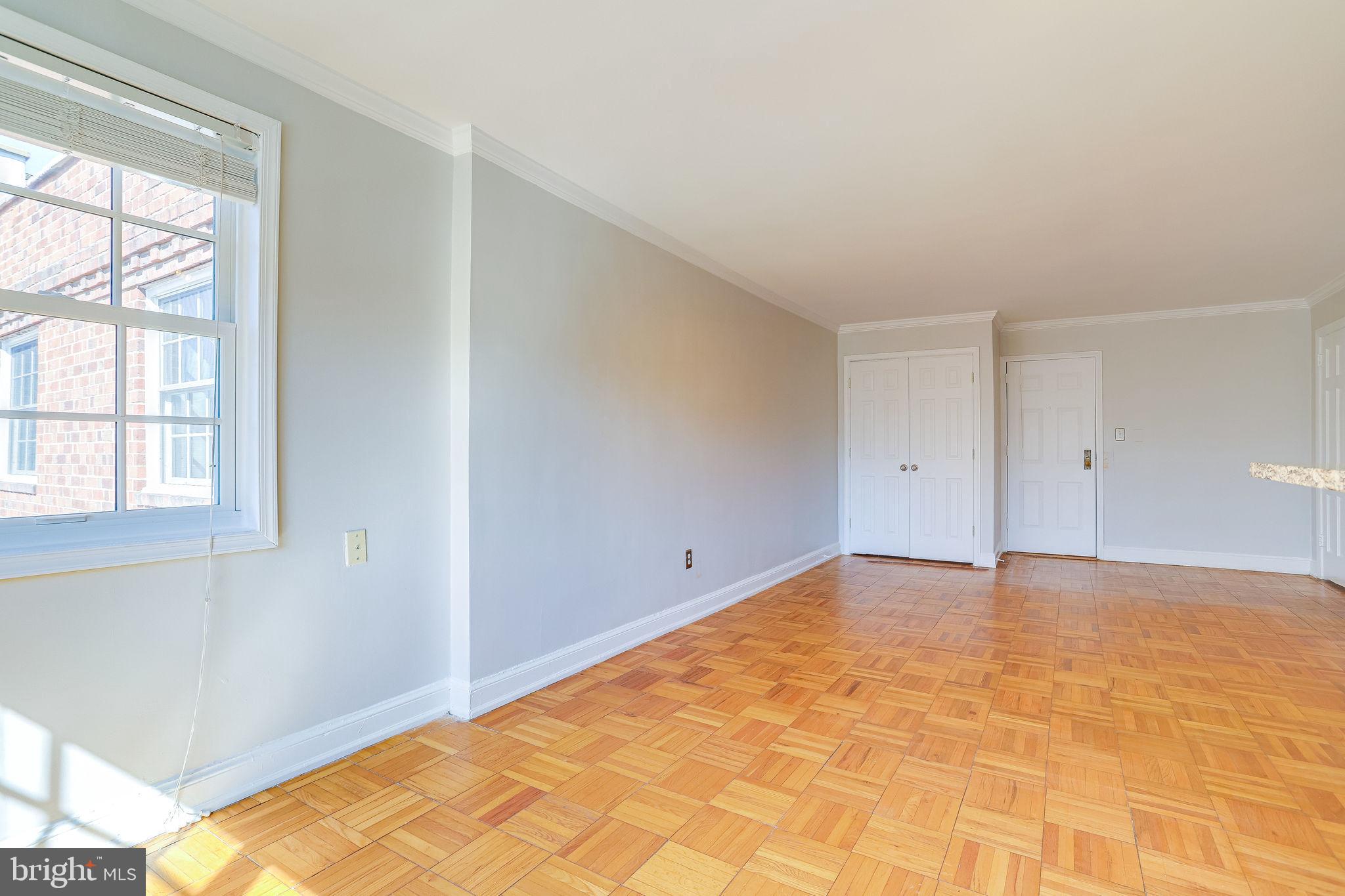 POTOWMACK CROSSING - Residential Lease