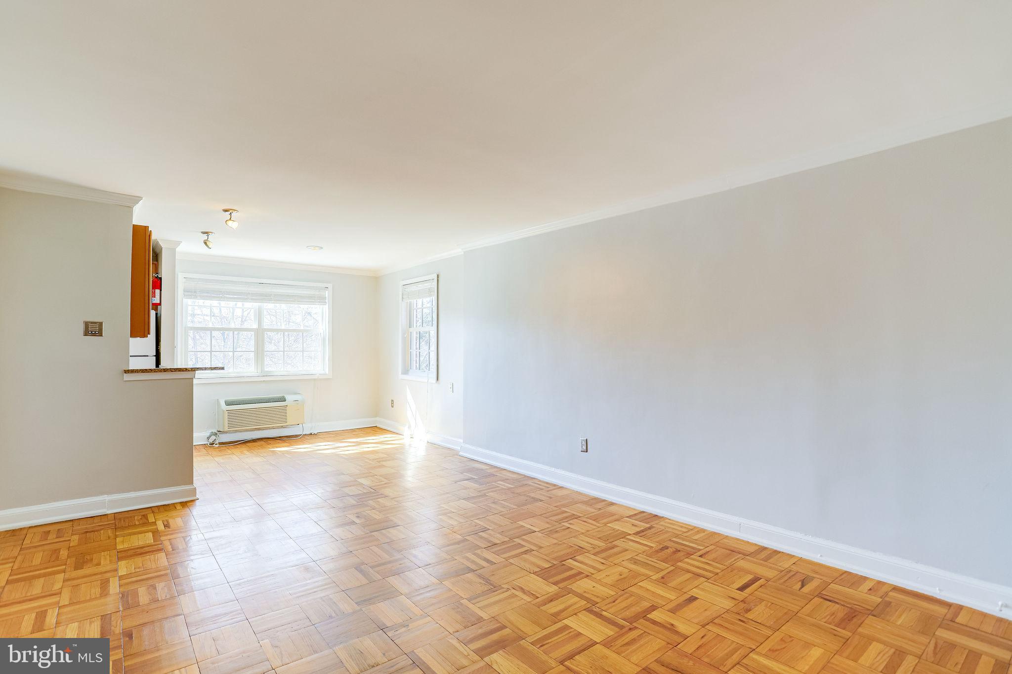 POTOWMACK CROSSING - Residential Lease