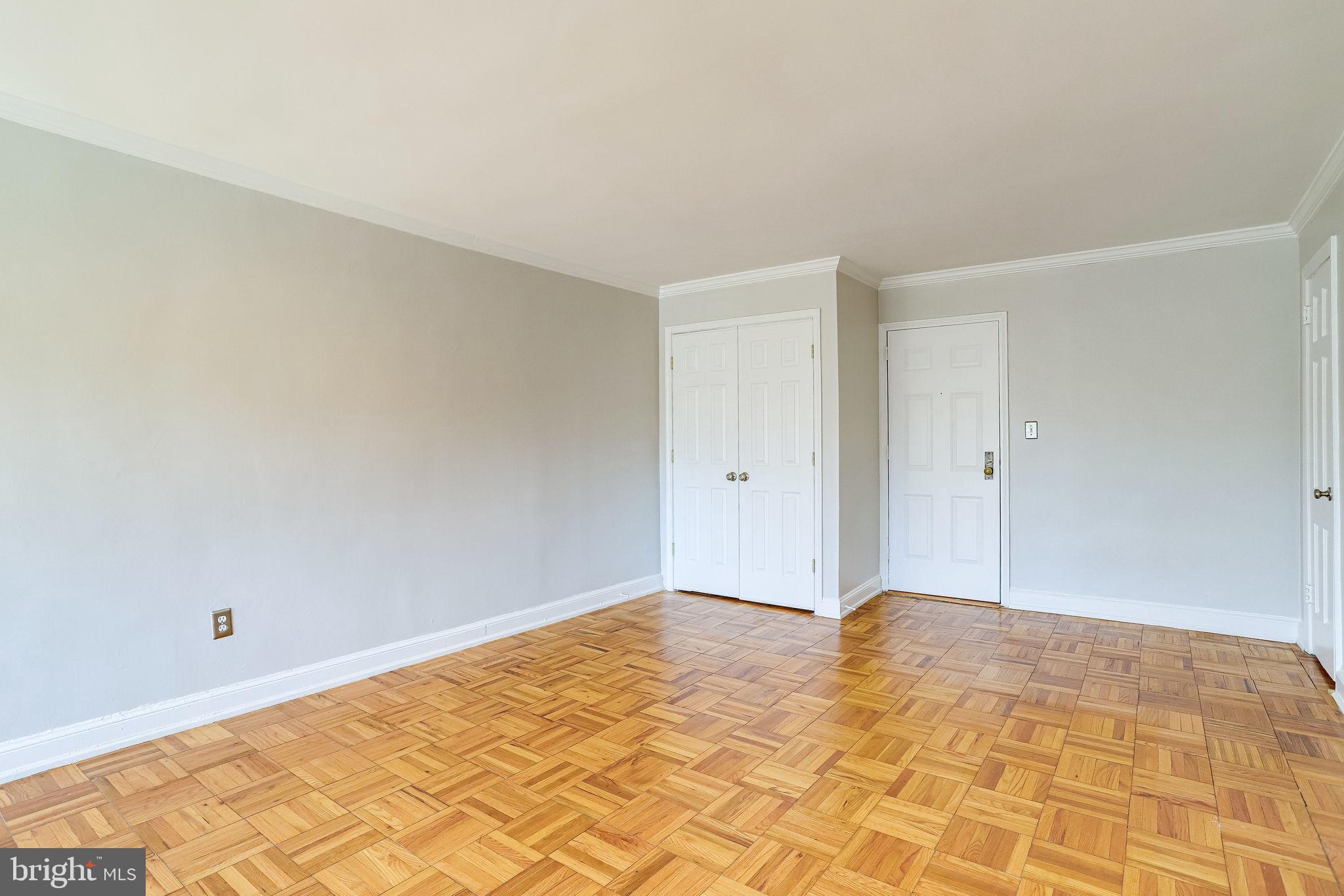 POTOWMACK CROSSING - Residential Lease