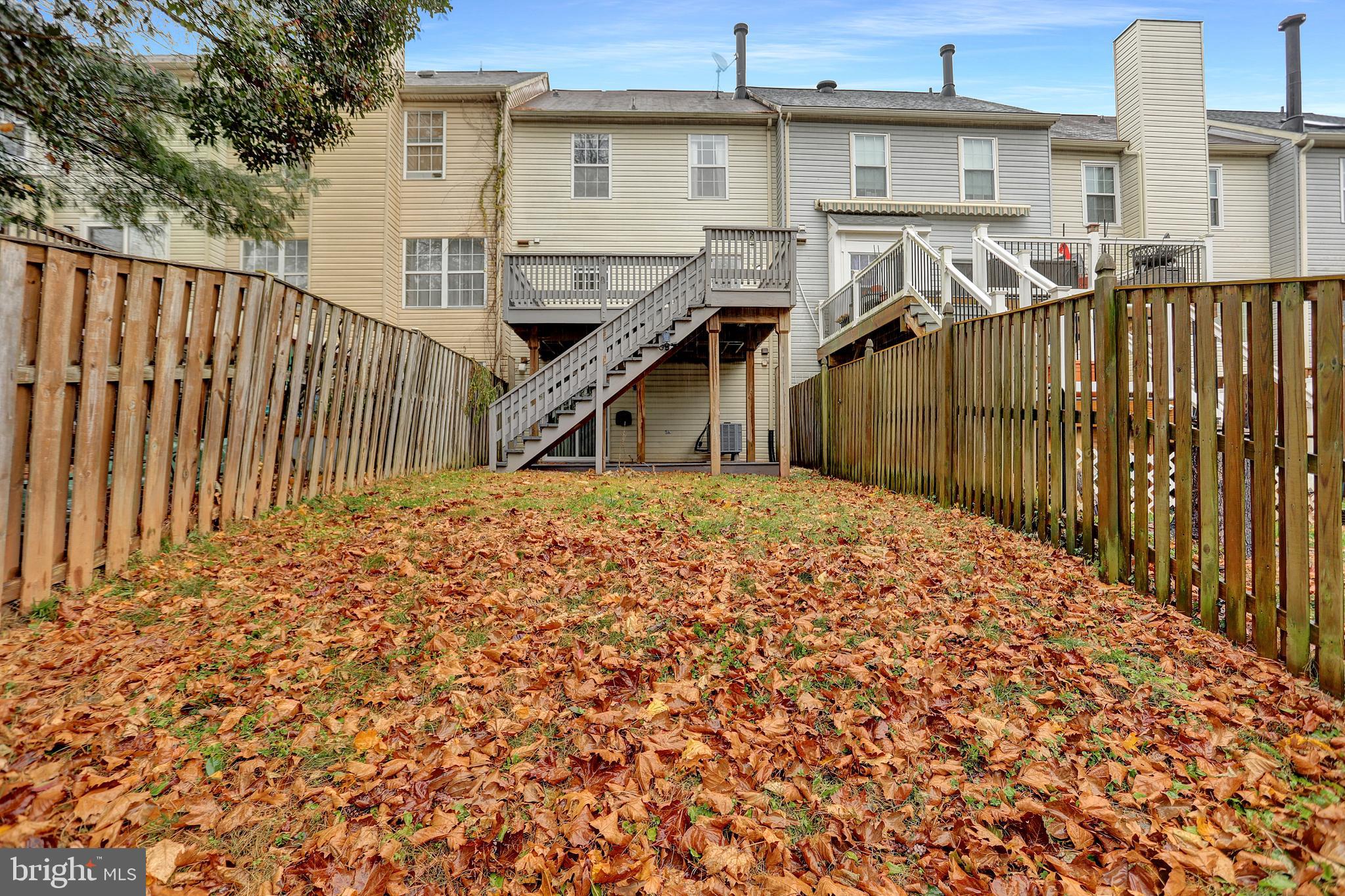 CONSTANT FRIENDSHIP - Residential