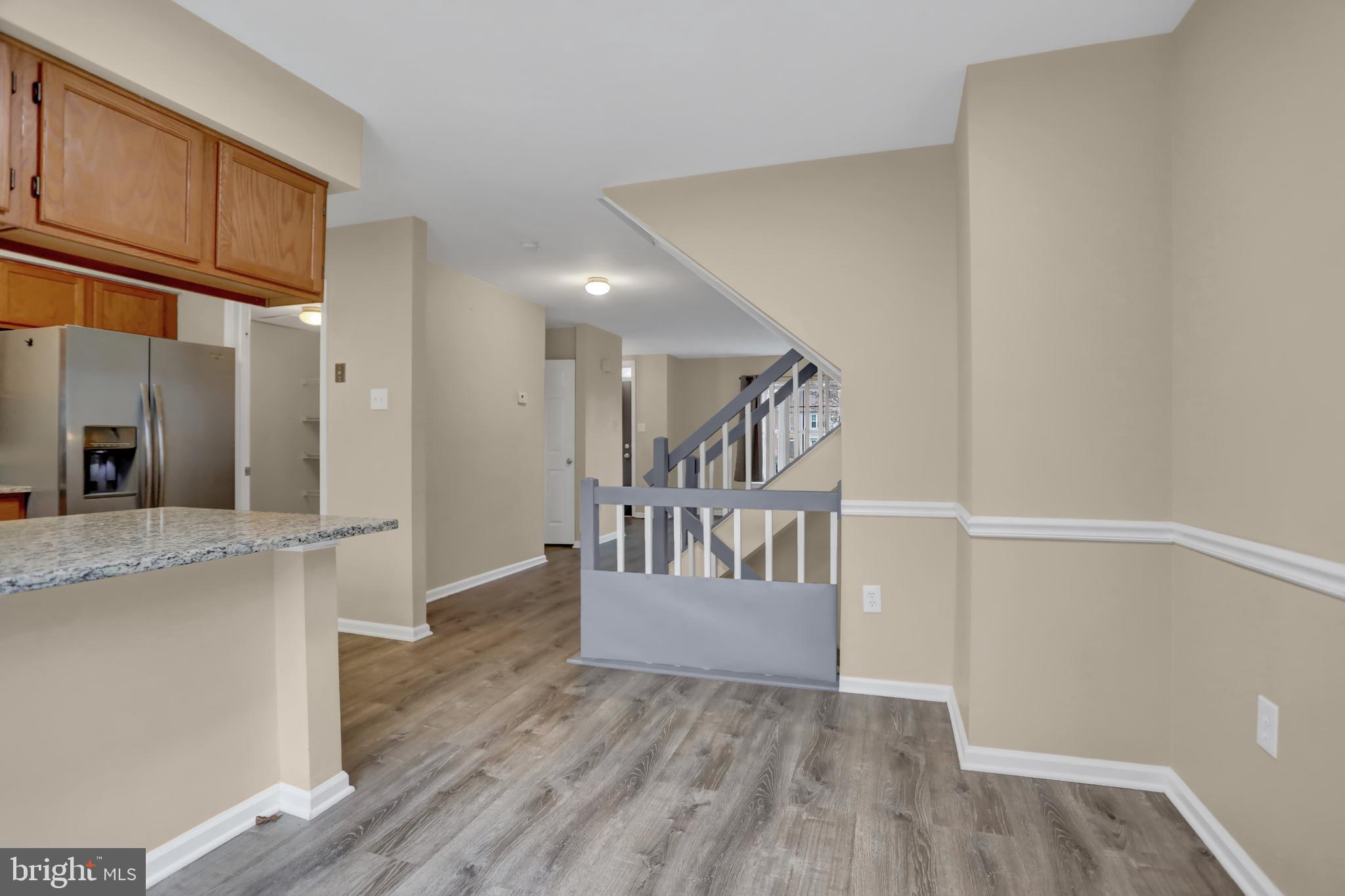 CONSTANT FRIENDSHIP - Residential