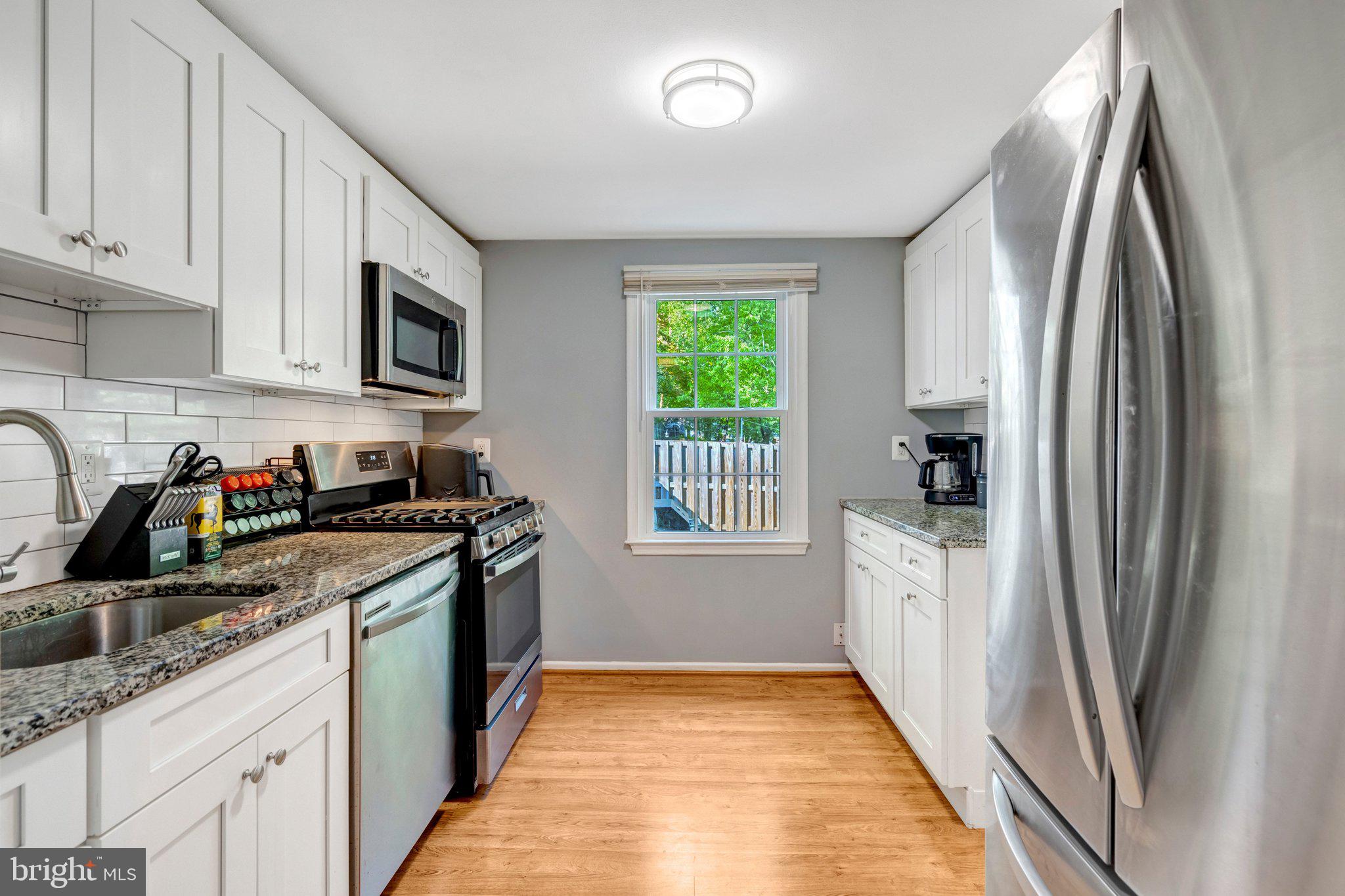 5459 LIGHTHOUSE LANE