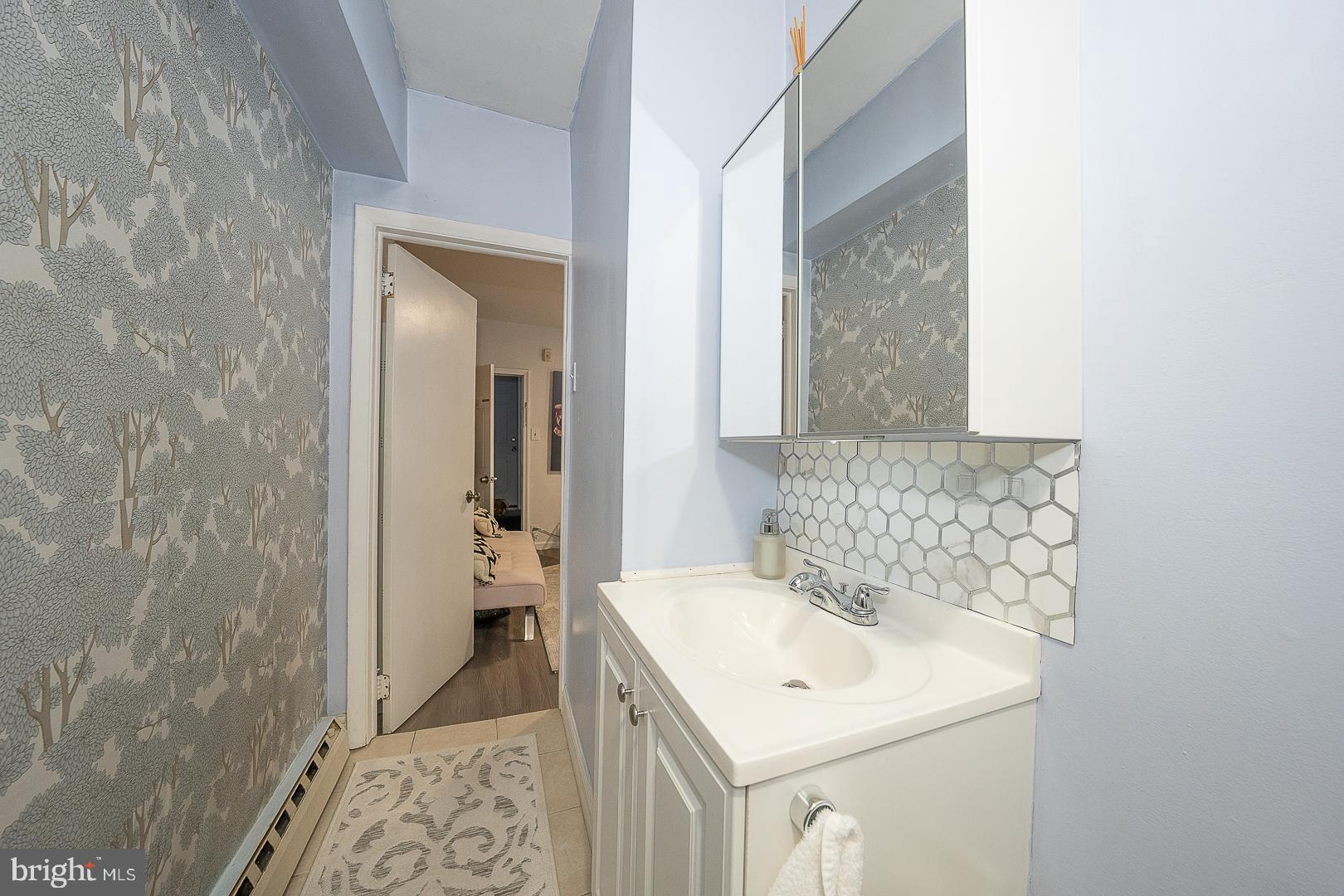 ART MUSEUM AREA - Residential Income